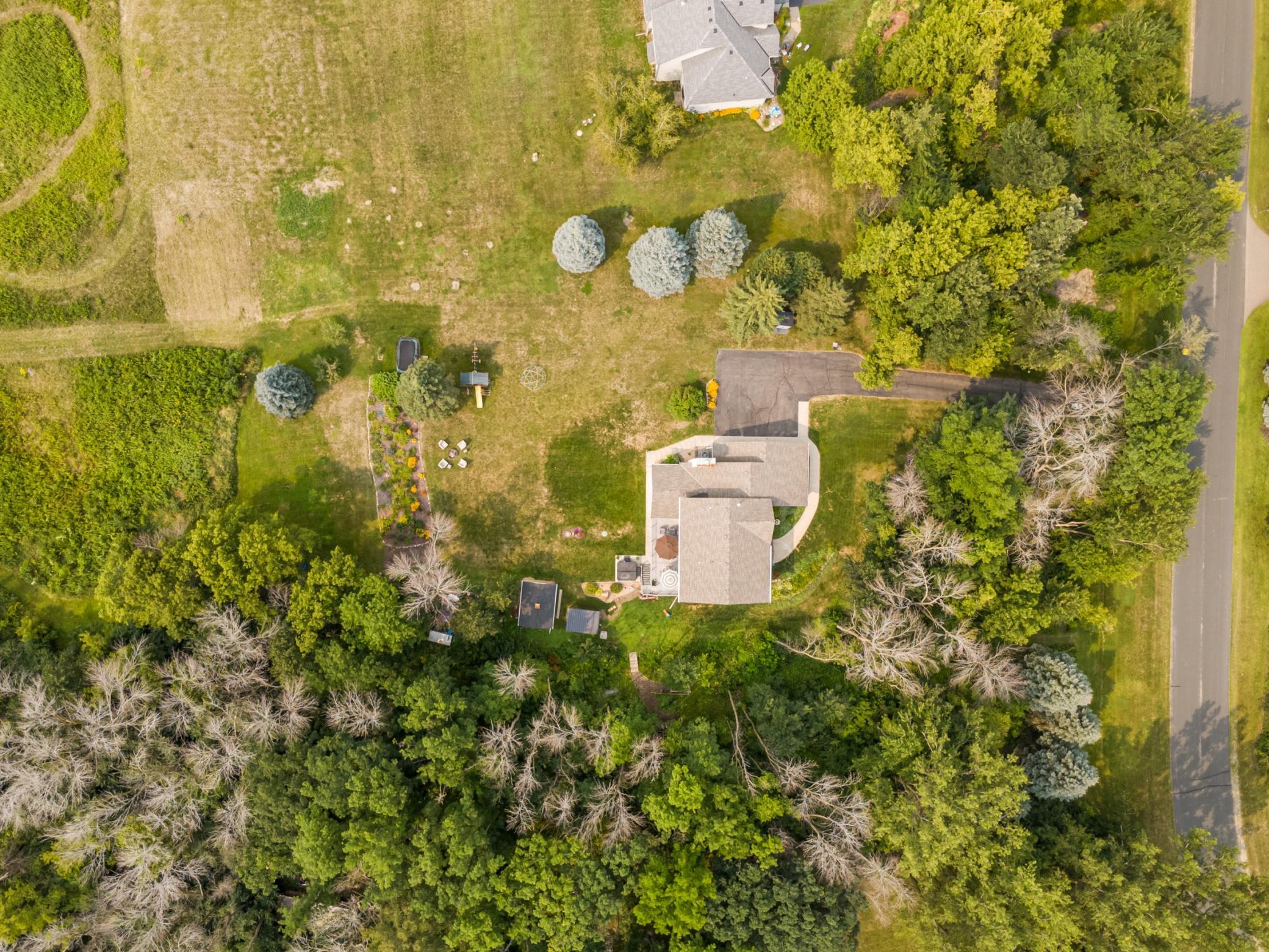 main property photo 10