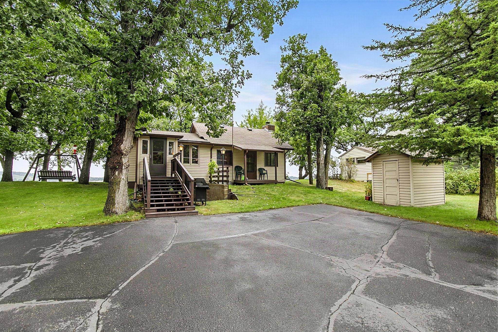 main property photo 33