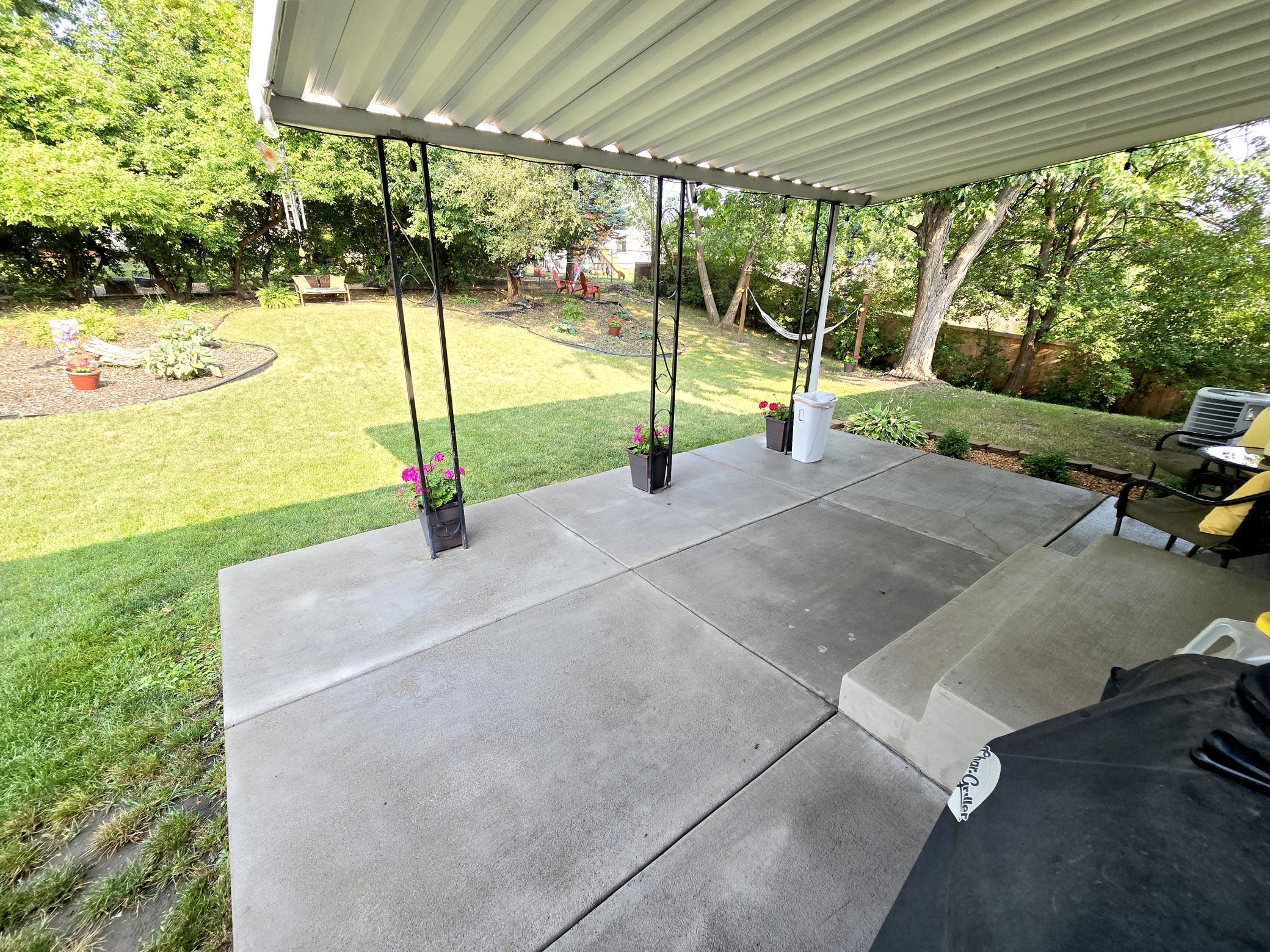 main property photo 41