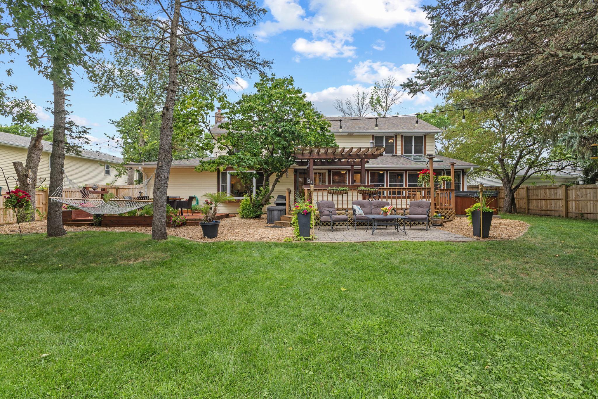 main property photo 32