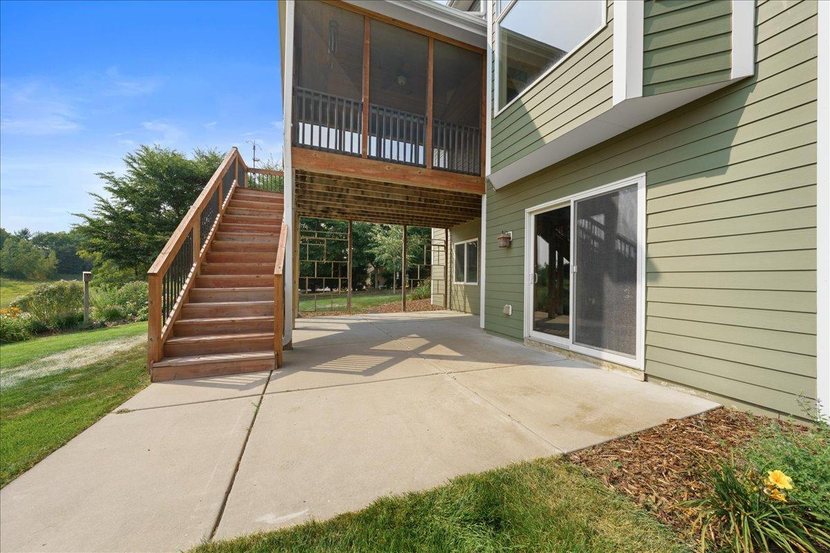 main property photo 60