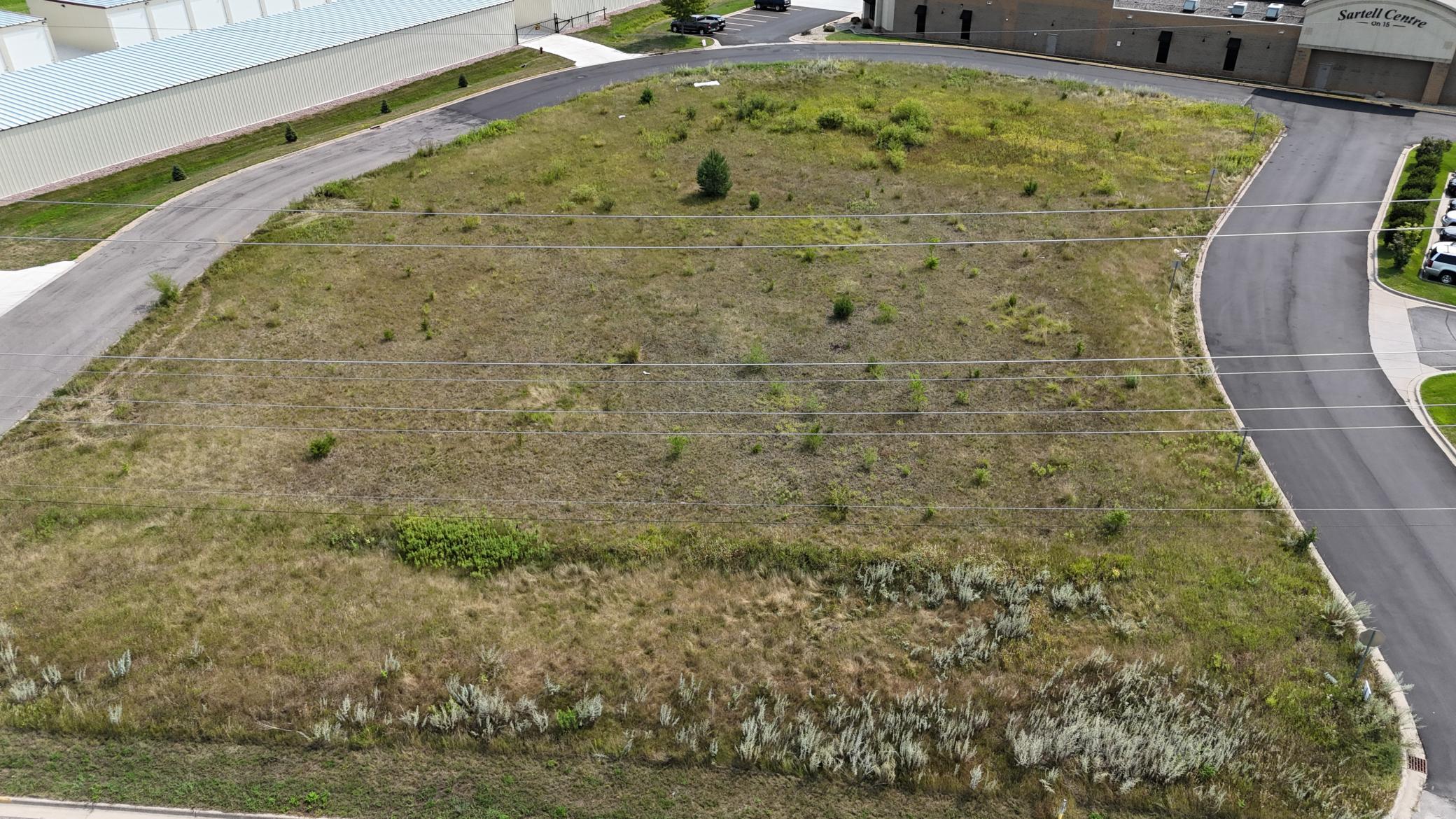 main property photo 11
