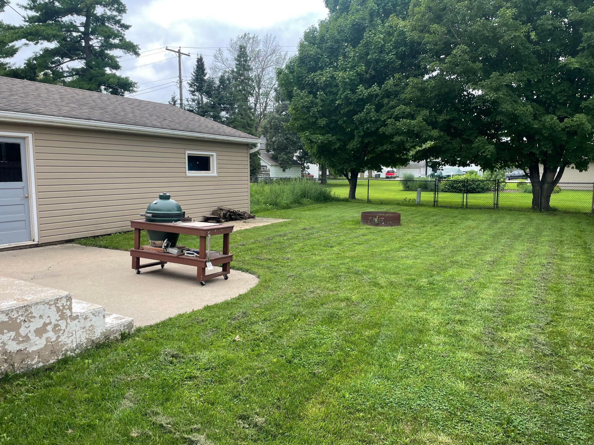 main property photo 22