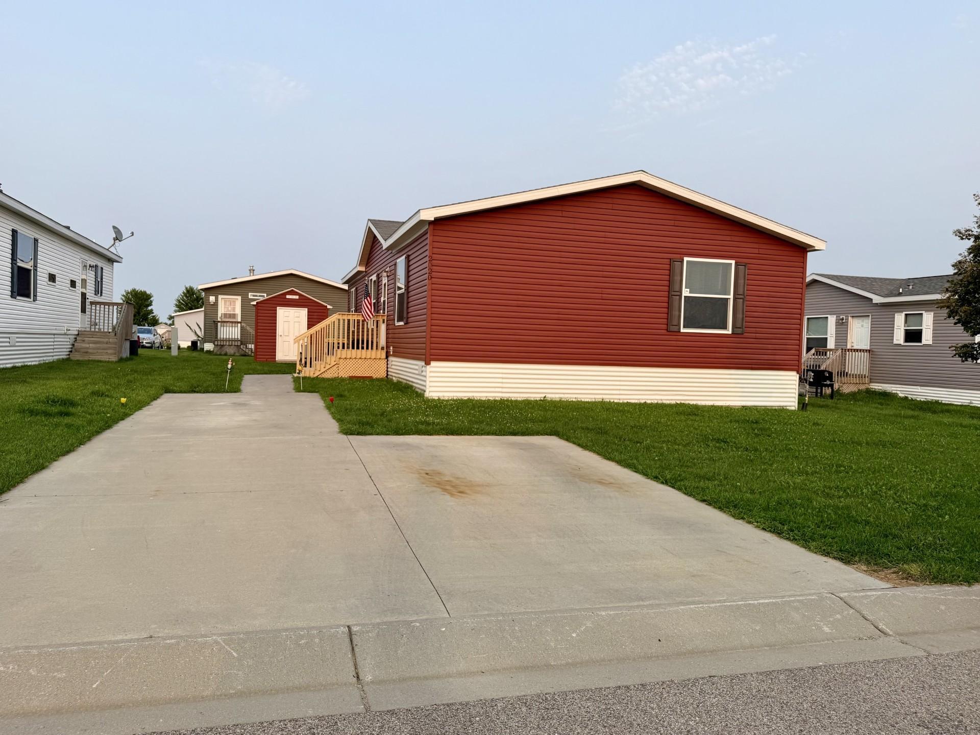 main property photo 14