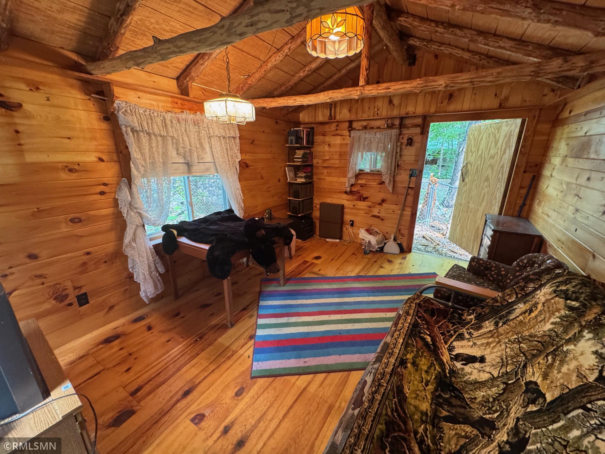 main property photo 50