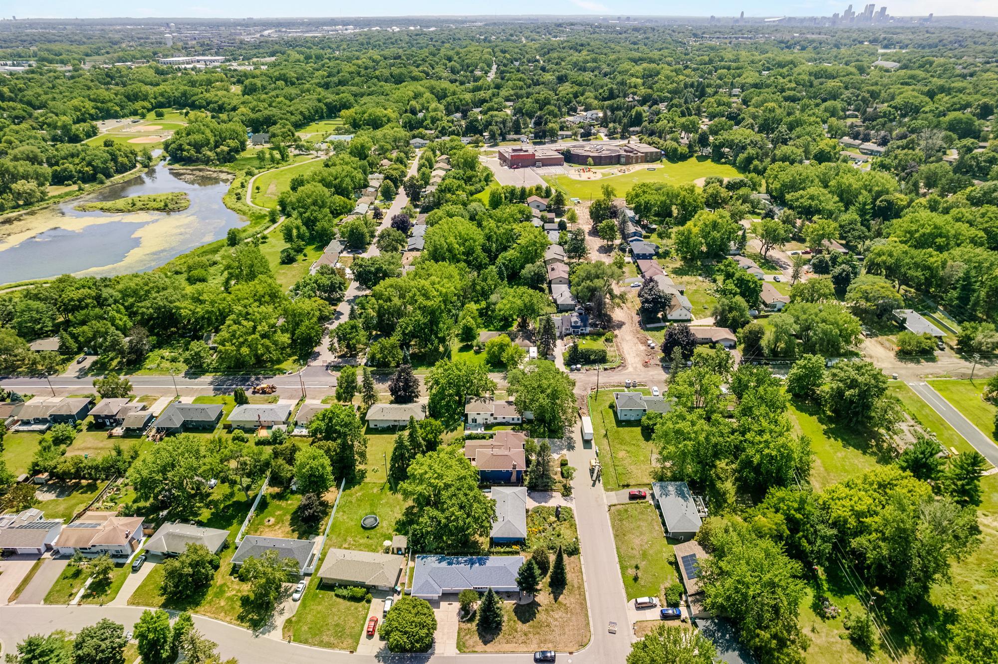 main property photo 41