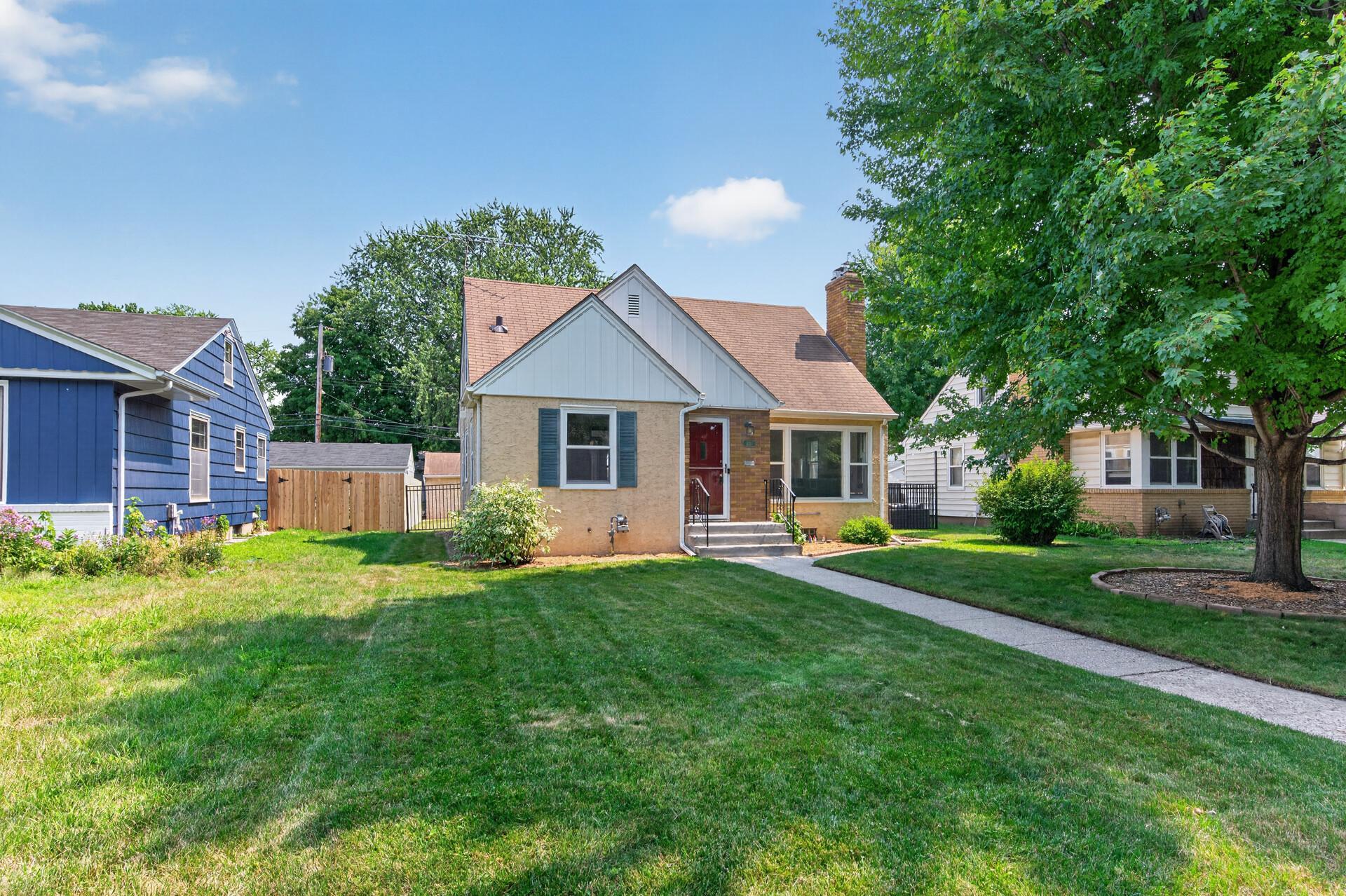 main property photo 2