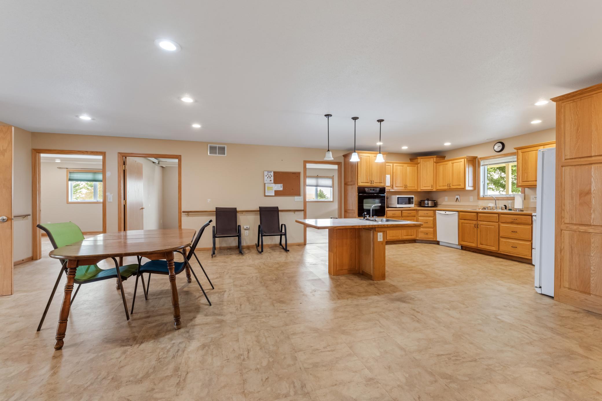 main property photo 5