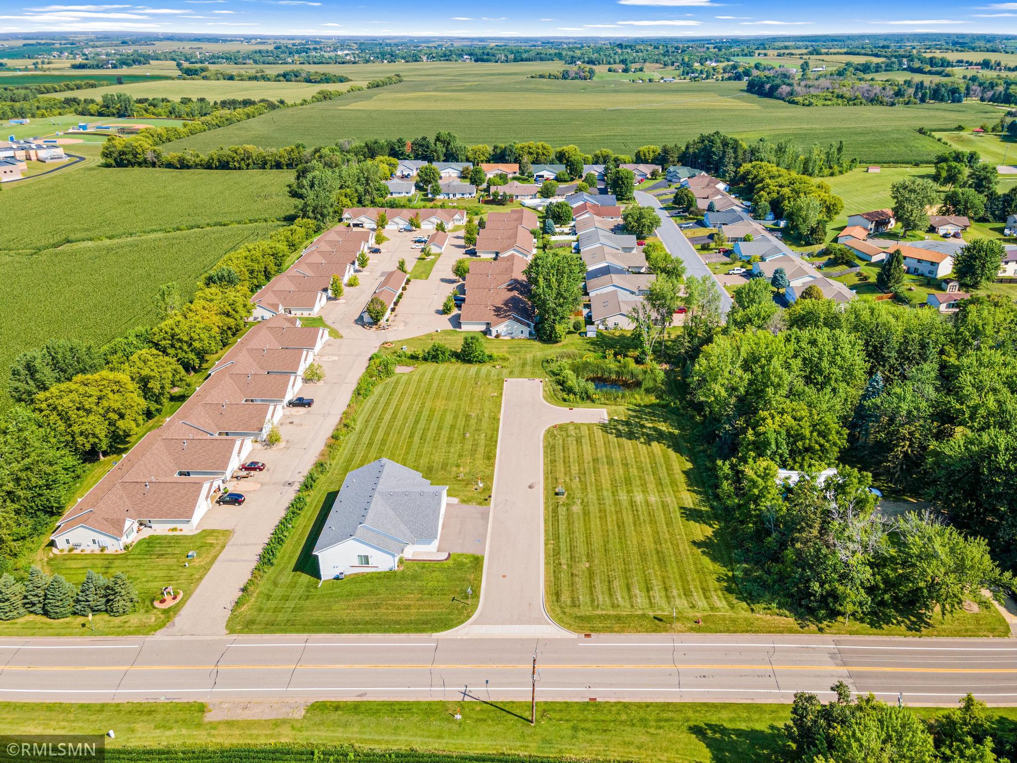 main property photo 14