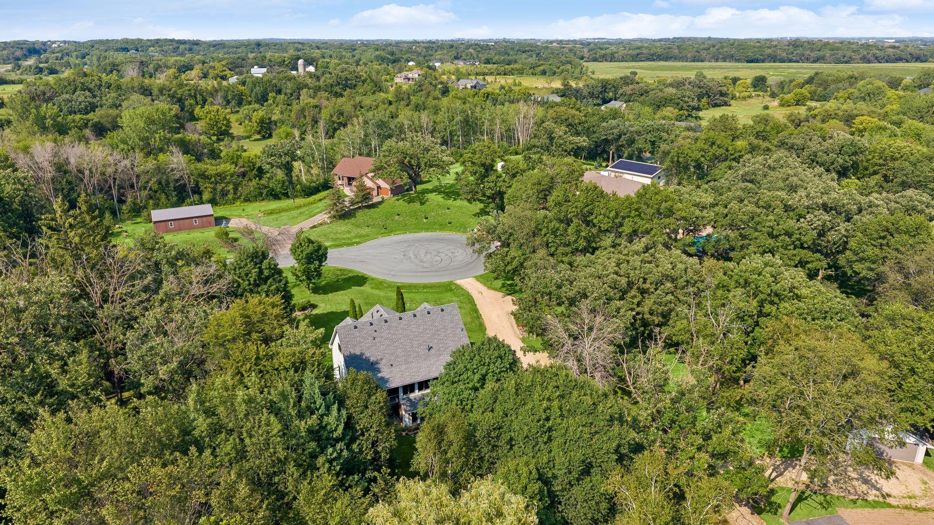 main property photo 5
