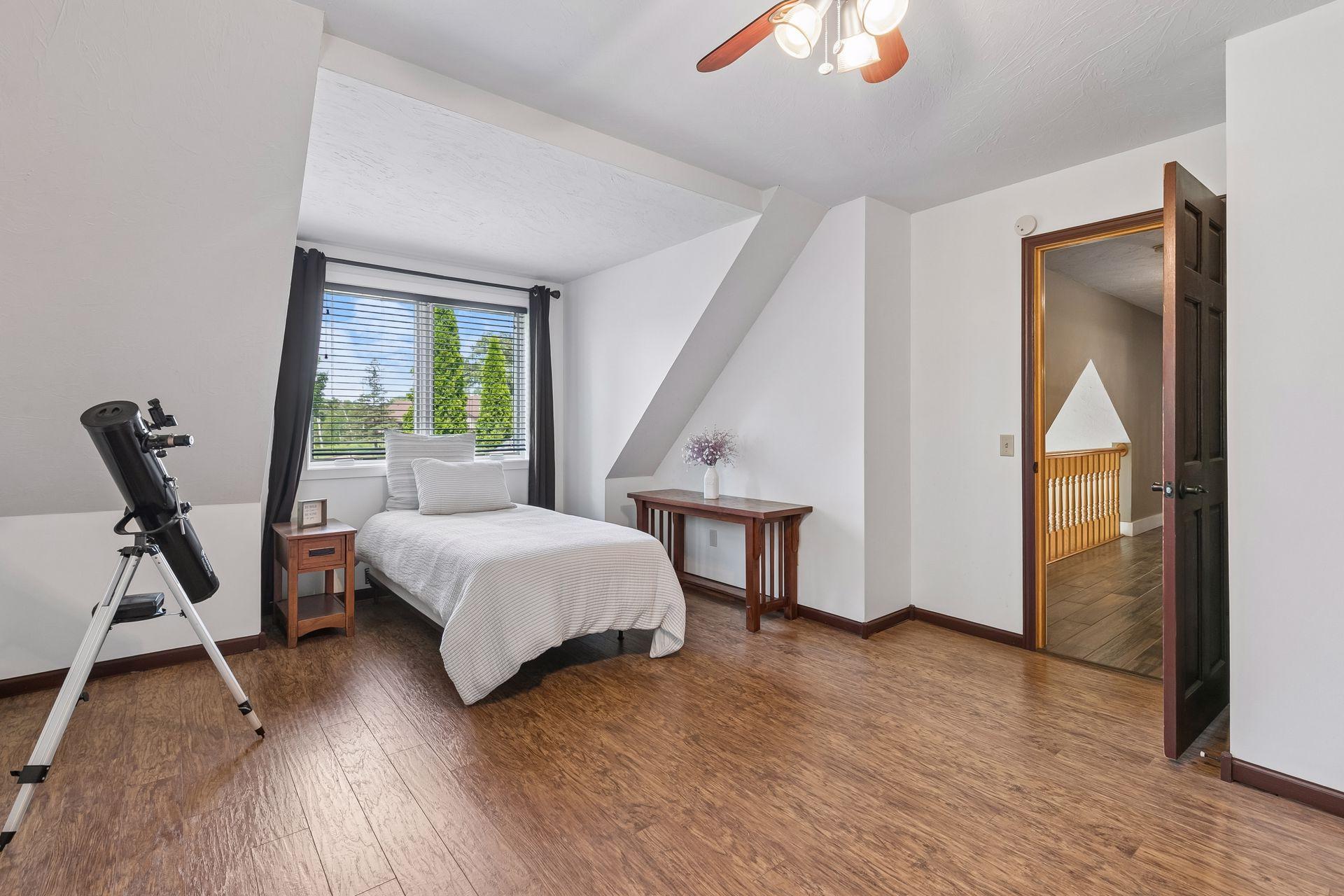 main property photo 66
