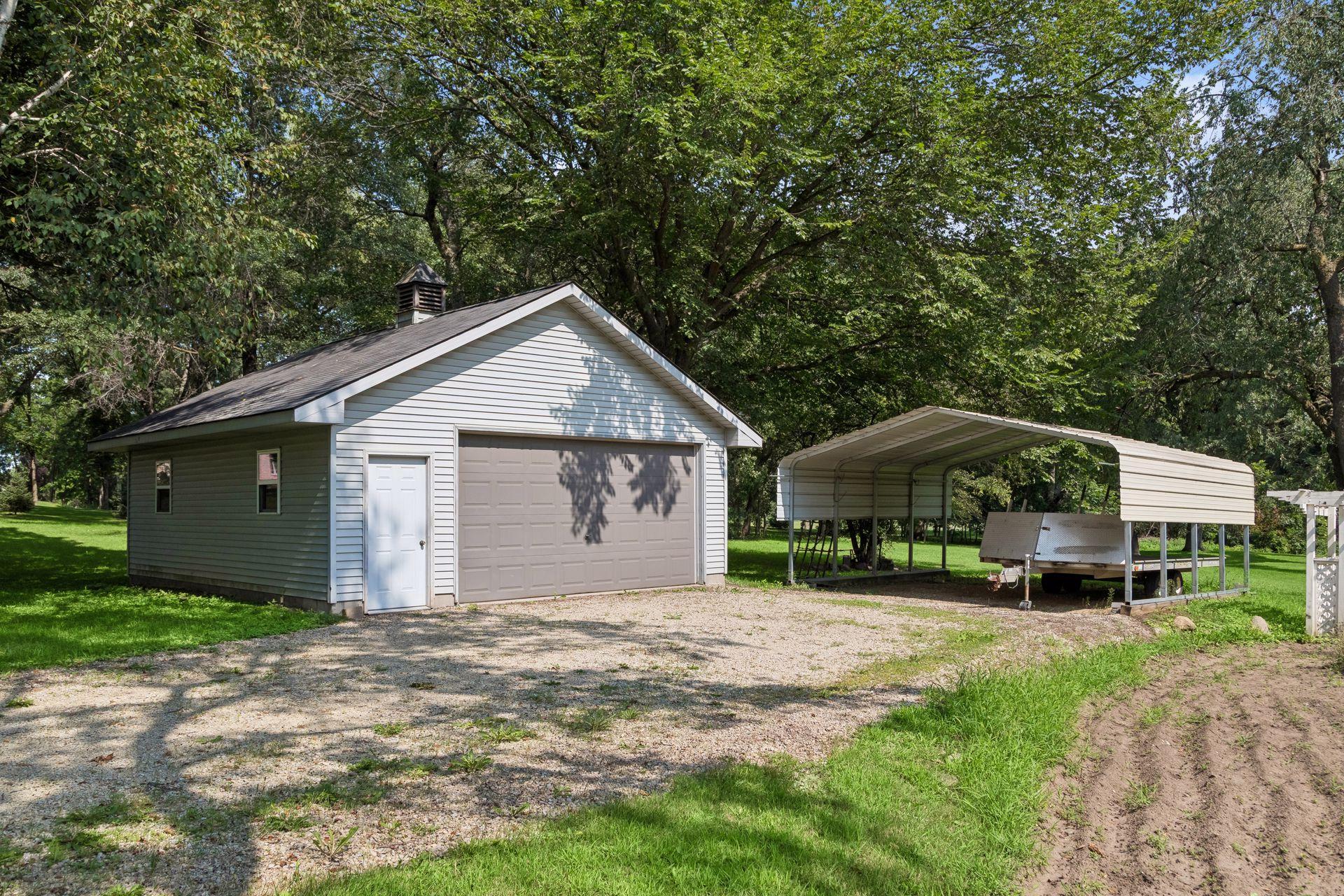 main property photo 77