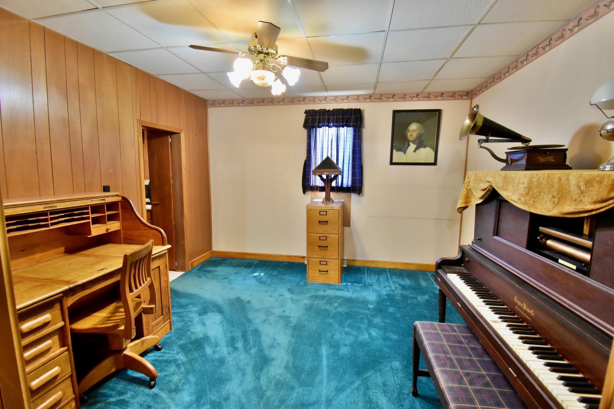 main property photo 4