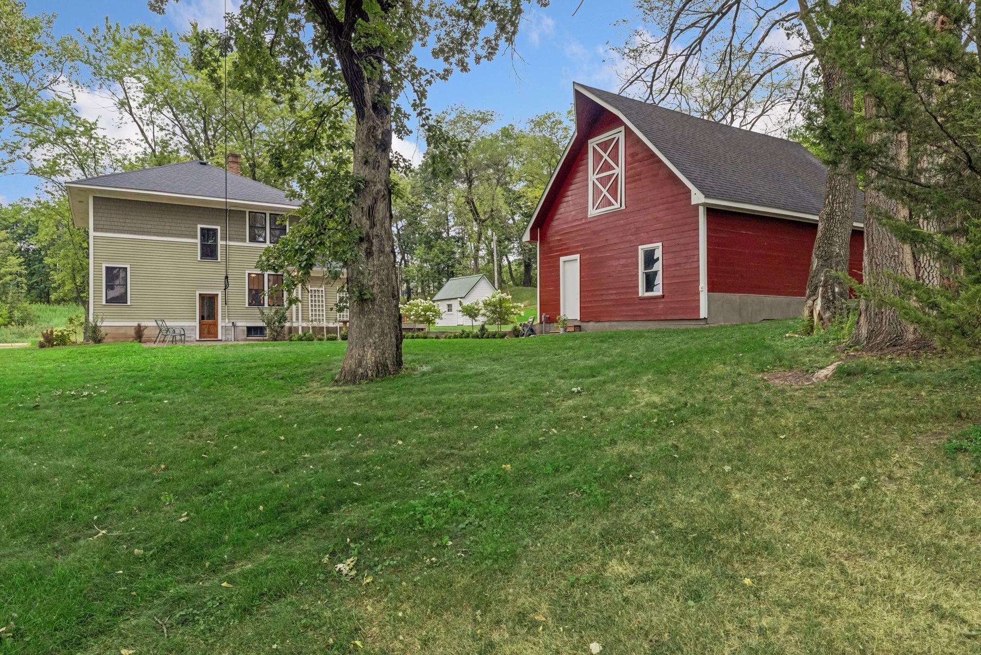 main property photo 14