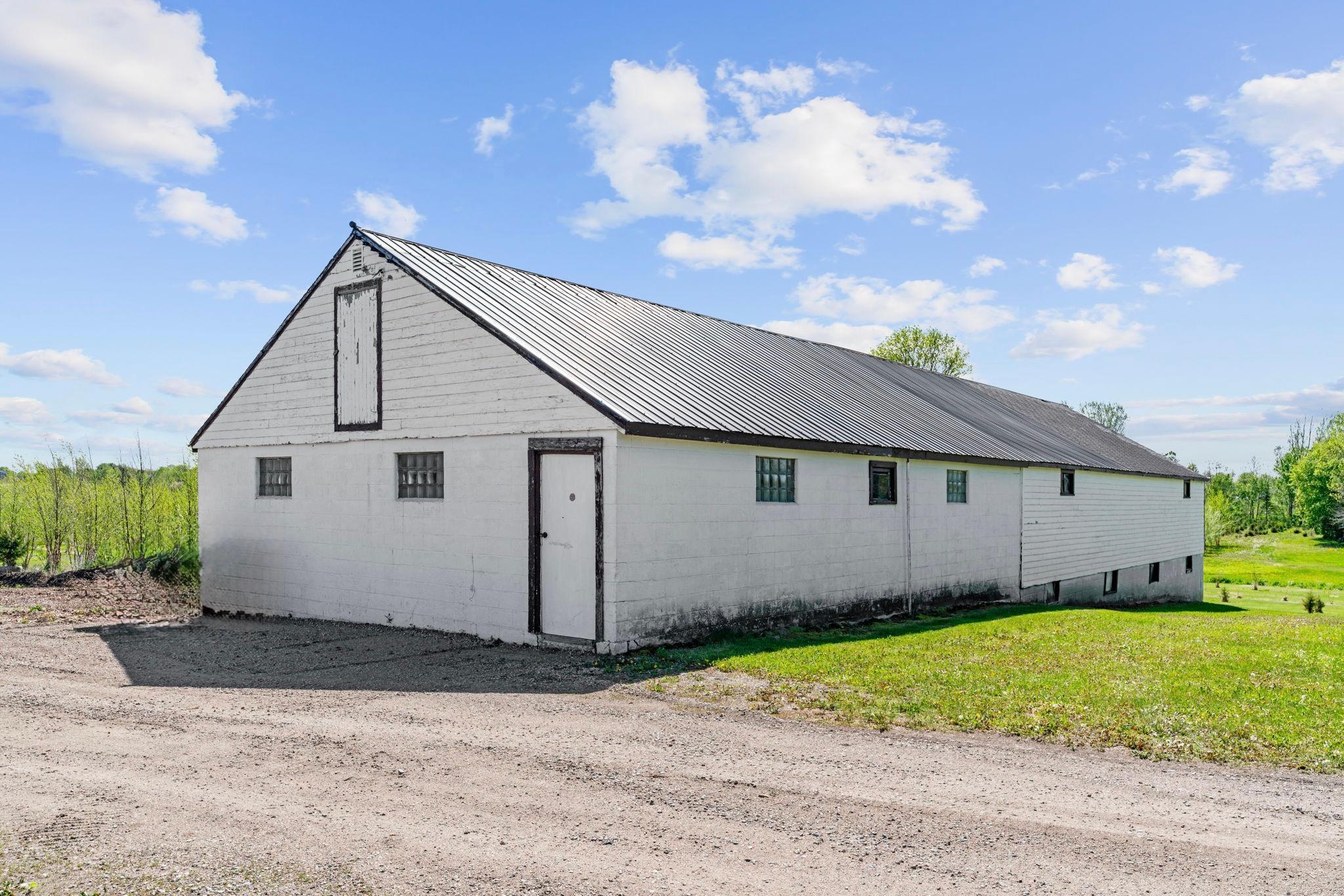 main property photo 39