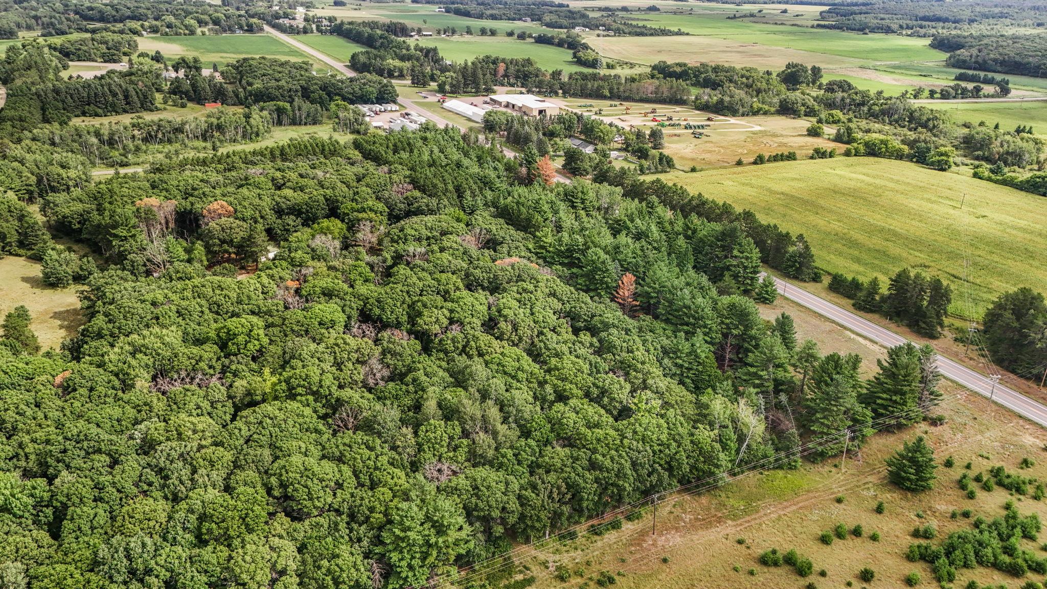 main property photo 9