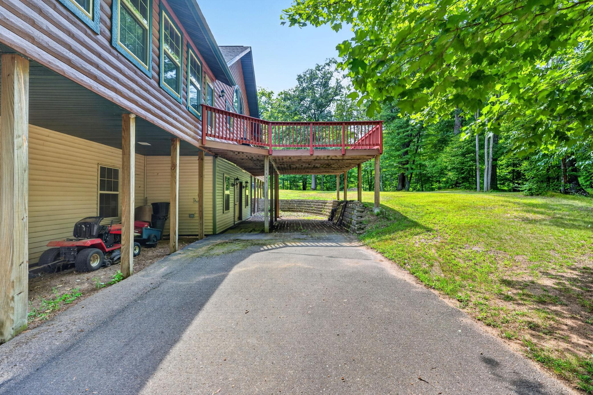 main property photo 49