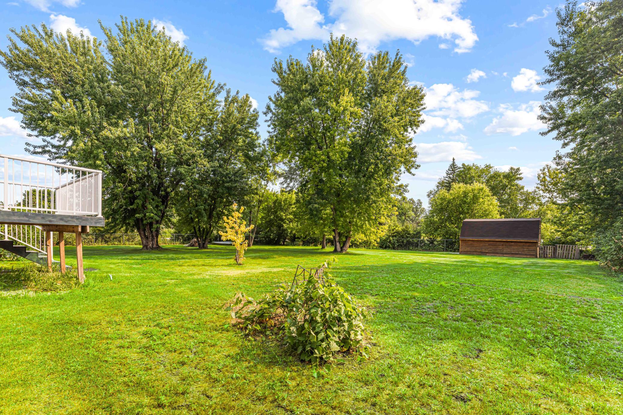 main property photo 40