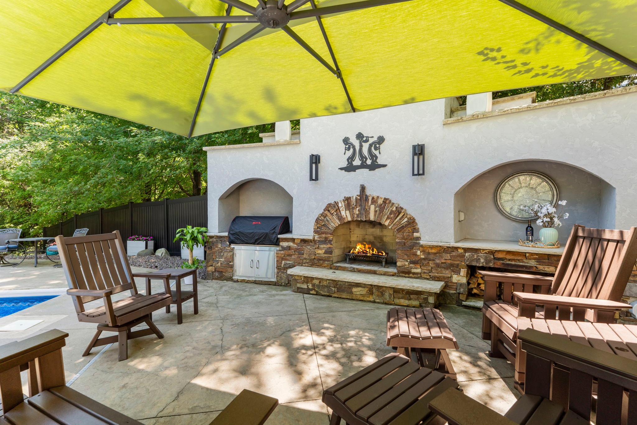 main property photo 40