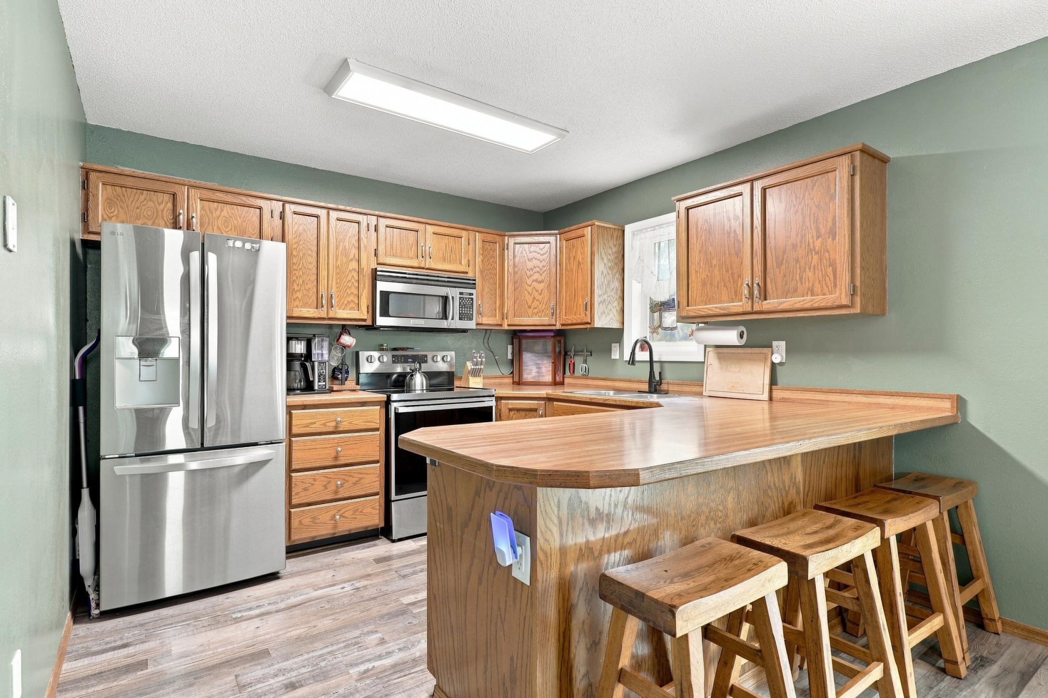 main property photo 8