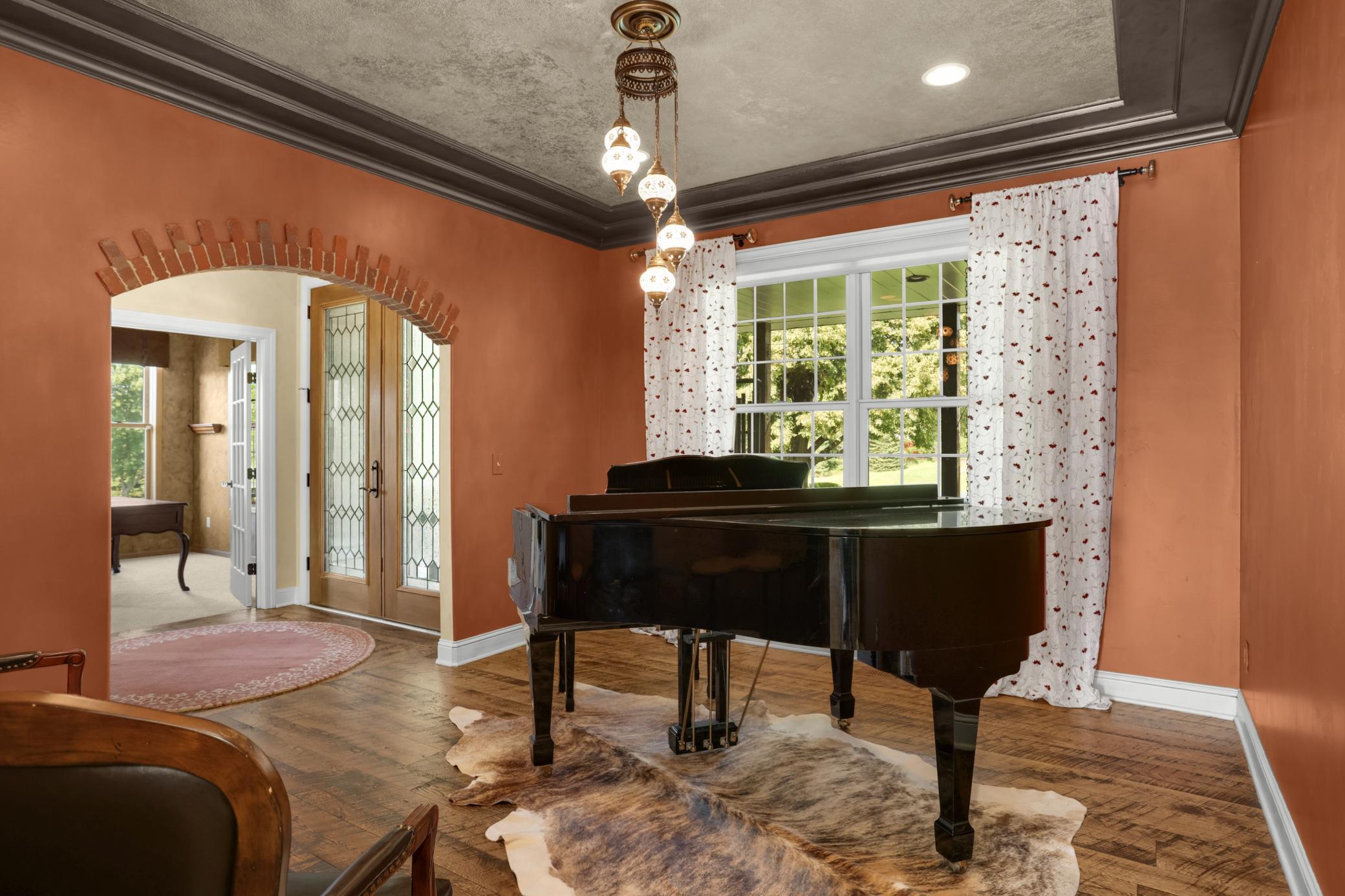 main property photo 4