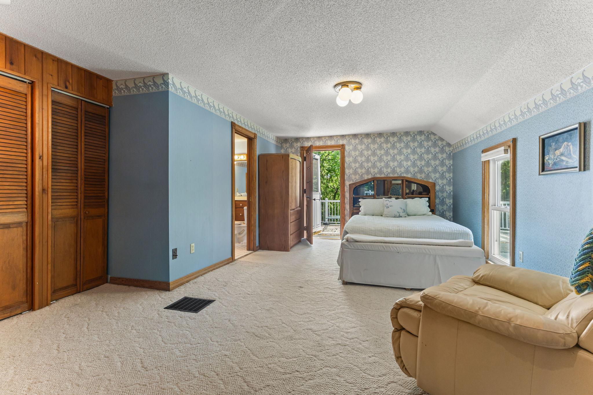 main property photo 44