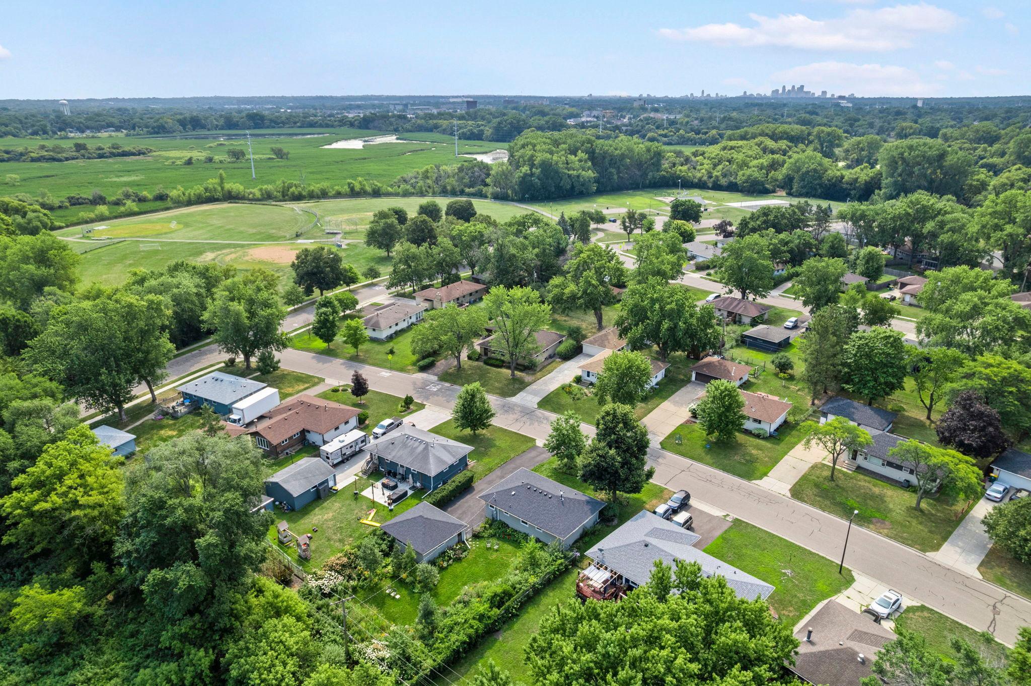 main property photo 50