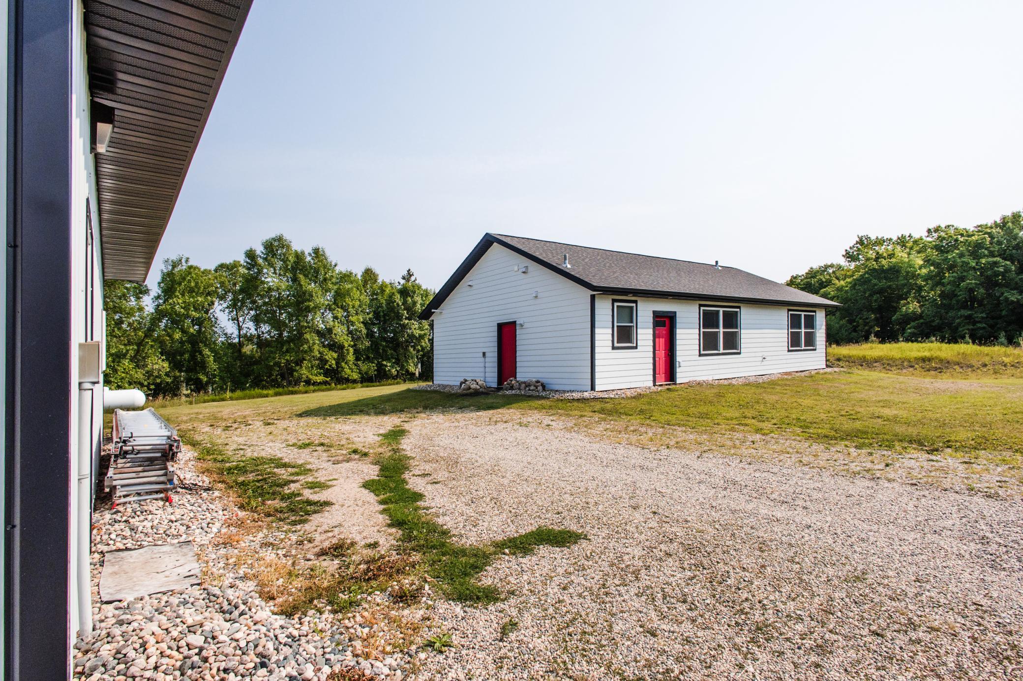 main property photo 38