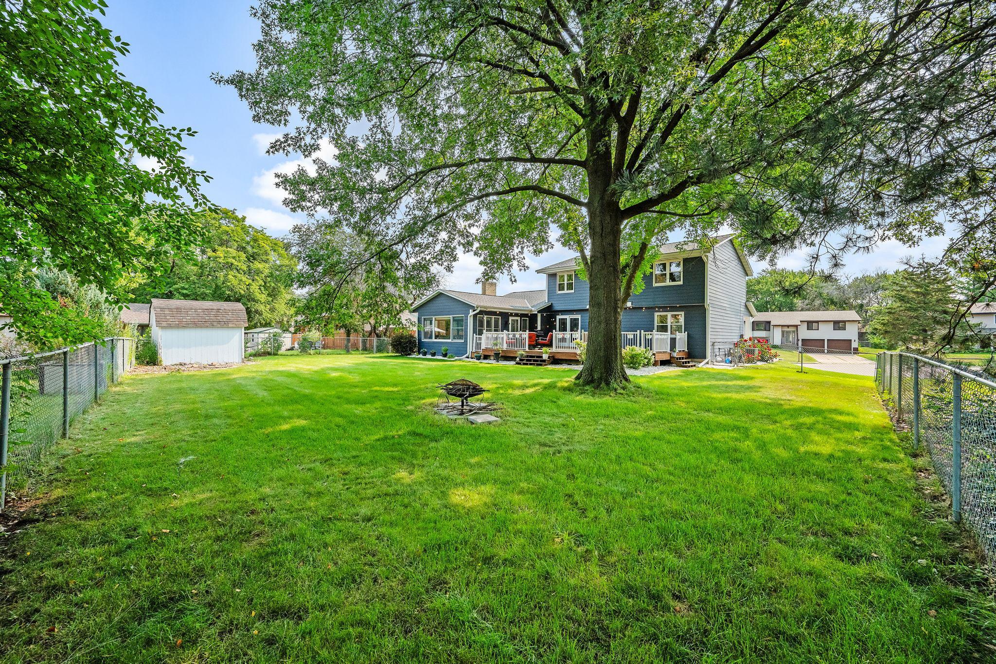 main property photo 30