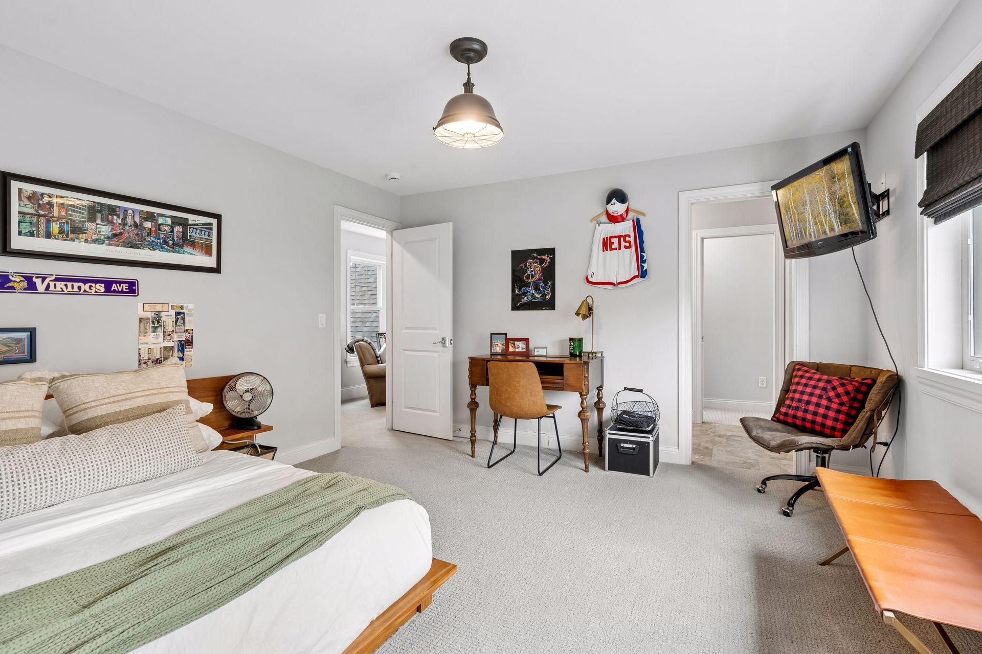 main property photo 46