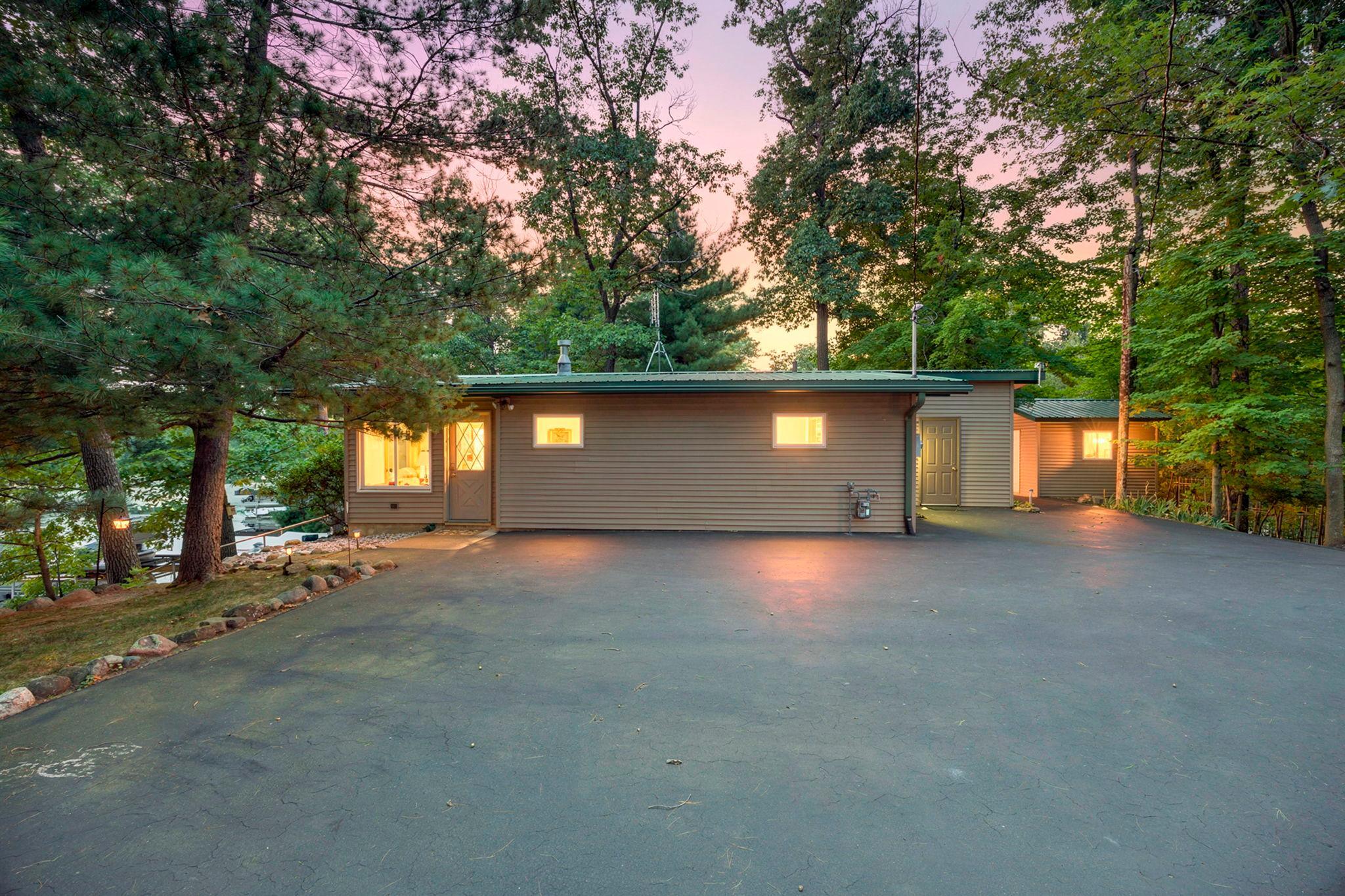 main property photo 0