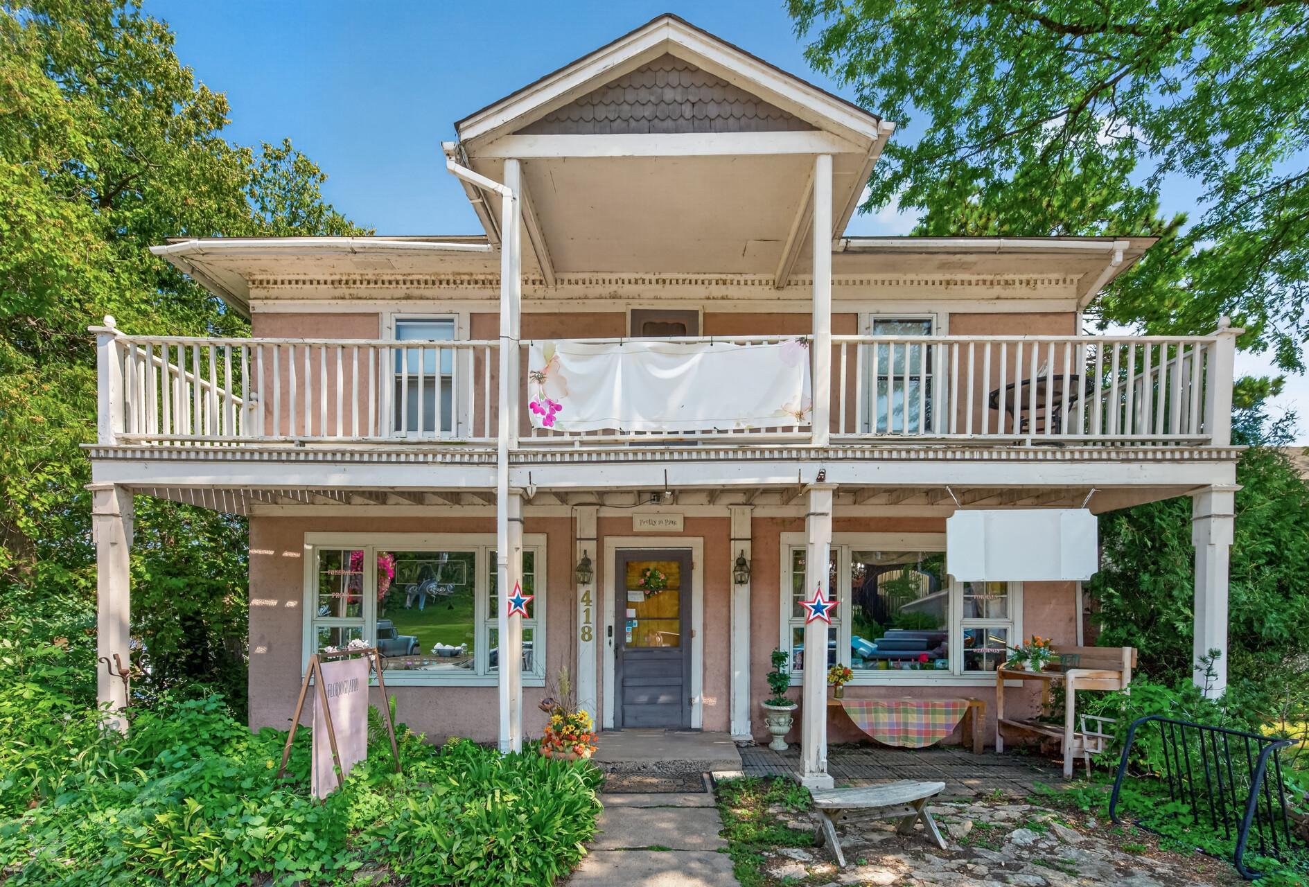 418 Bench St, Taylors Falls, MN 55084