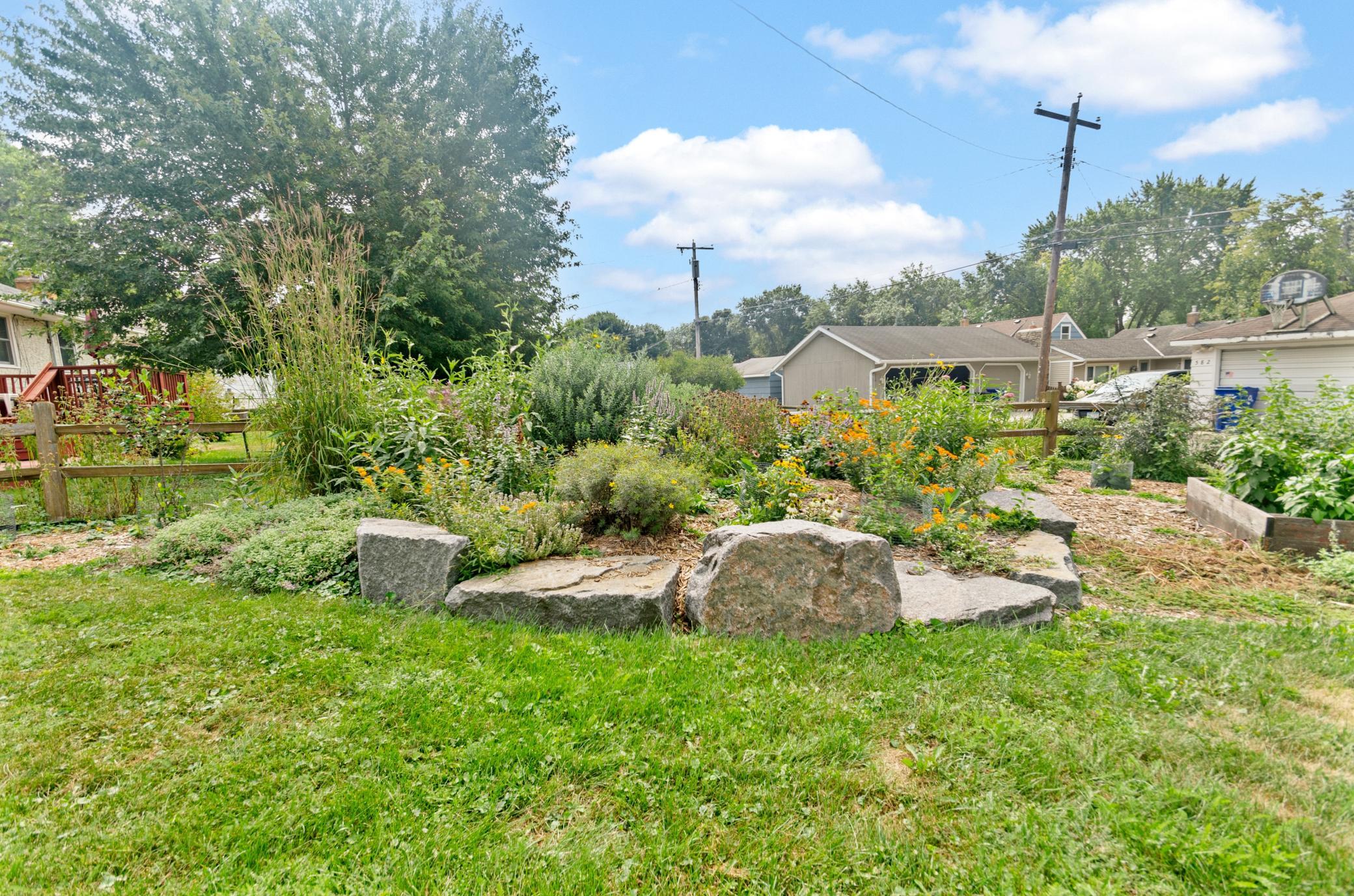 main property photo 22