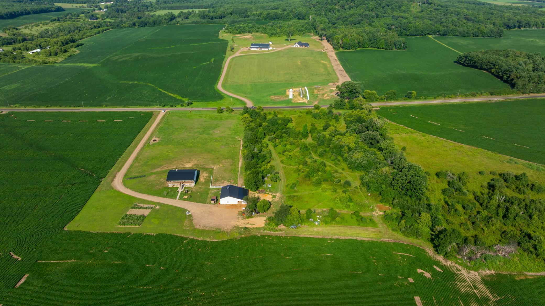 main property photo 18