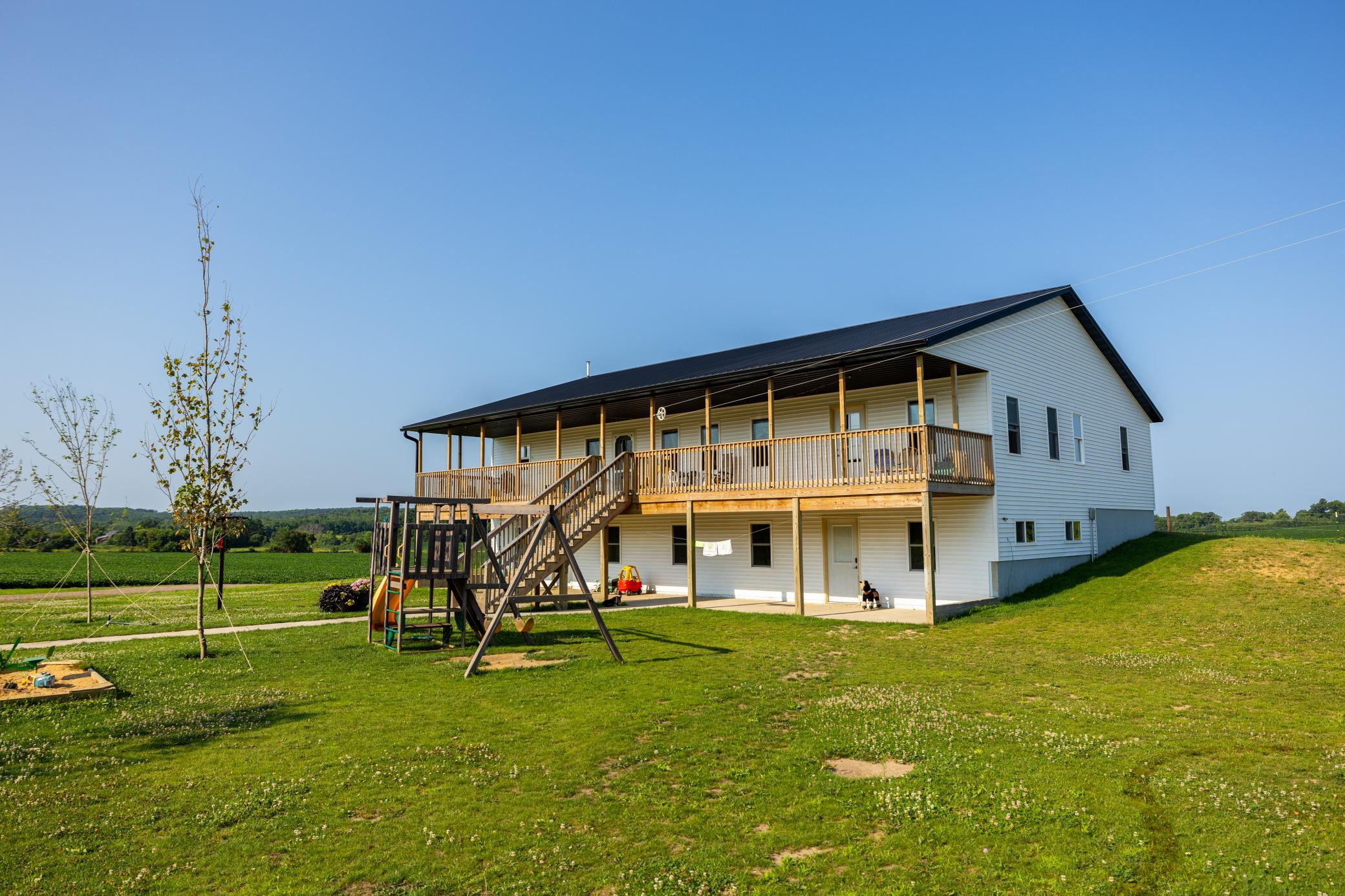 main property photo 24