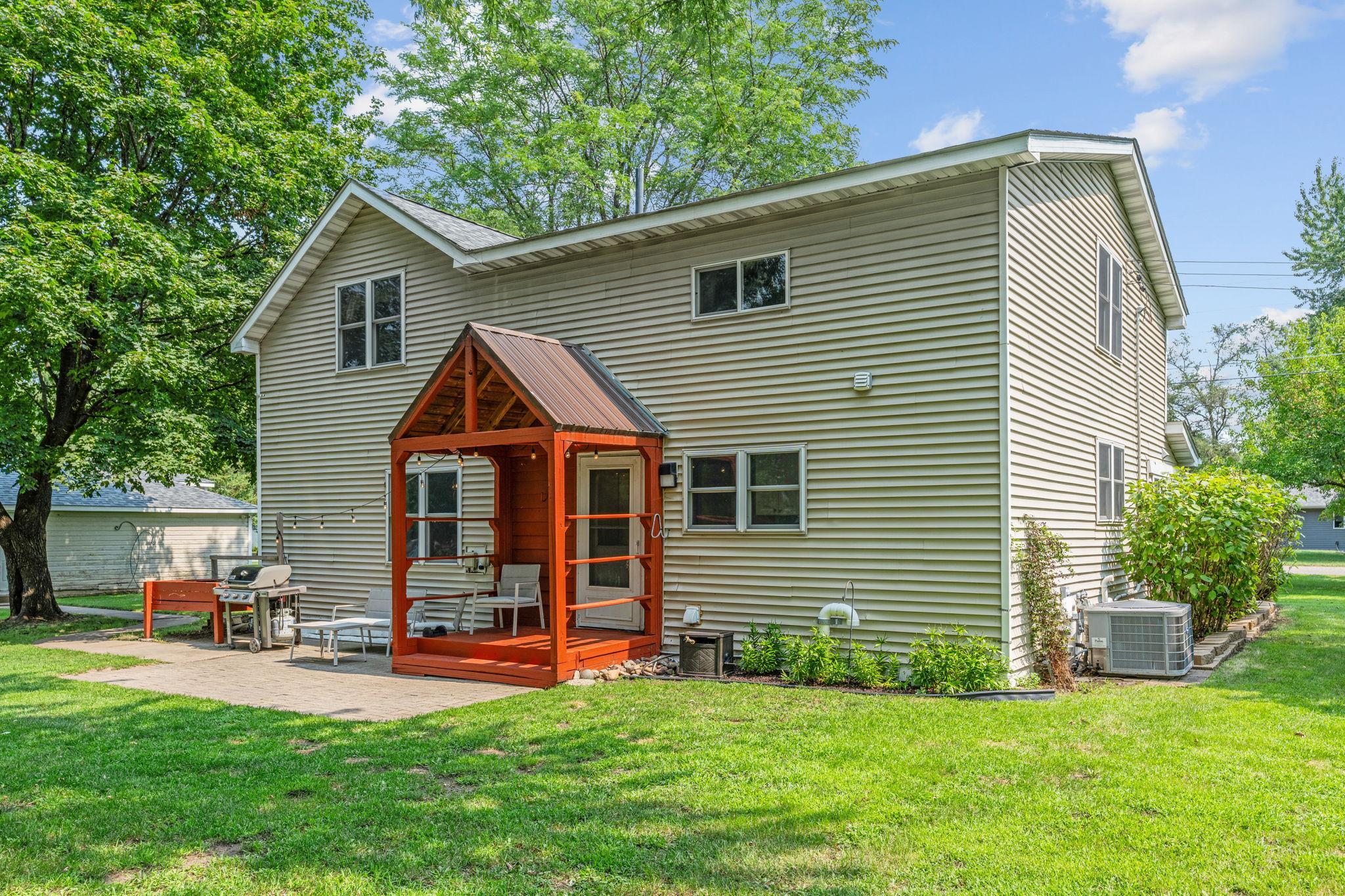 main property photo 46