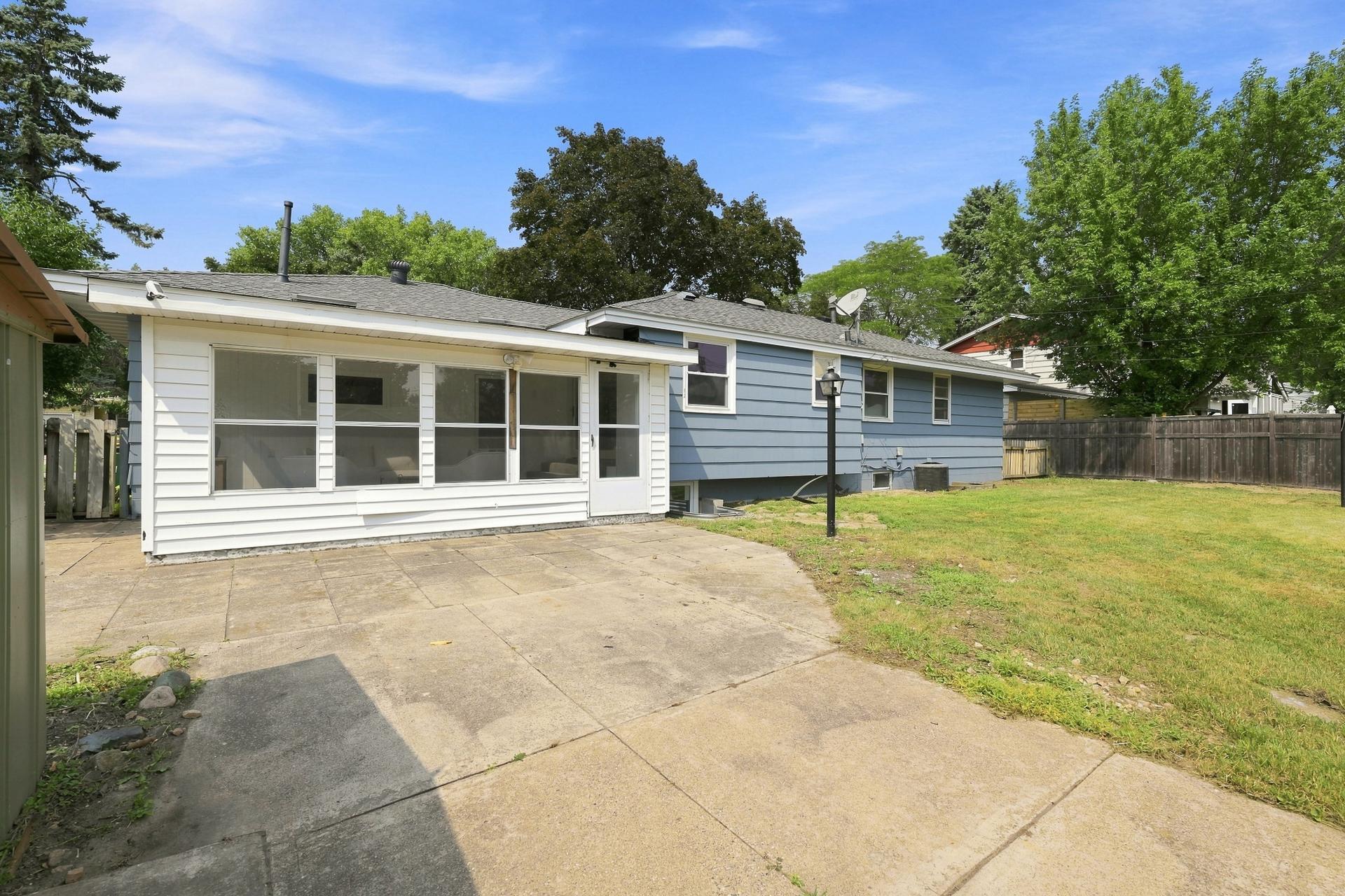 main property photo 44