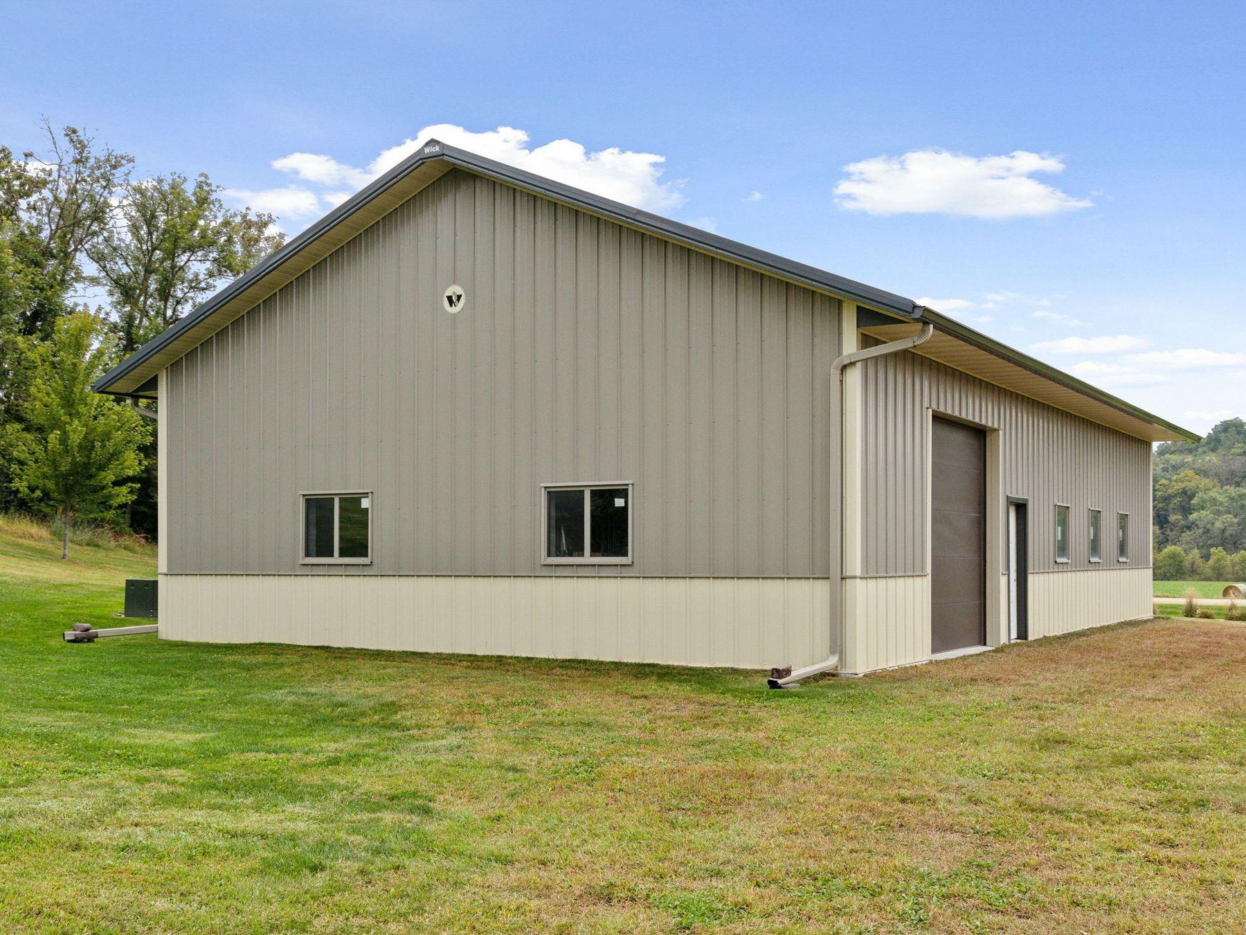 main property photo 30
