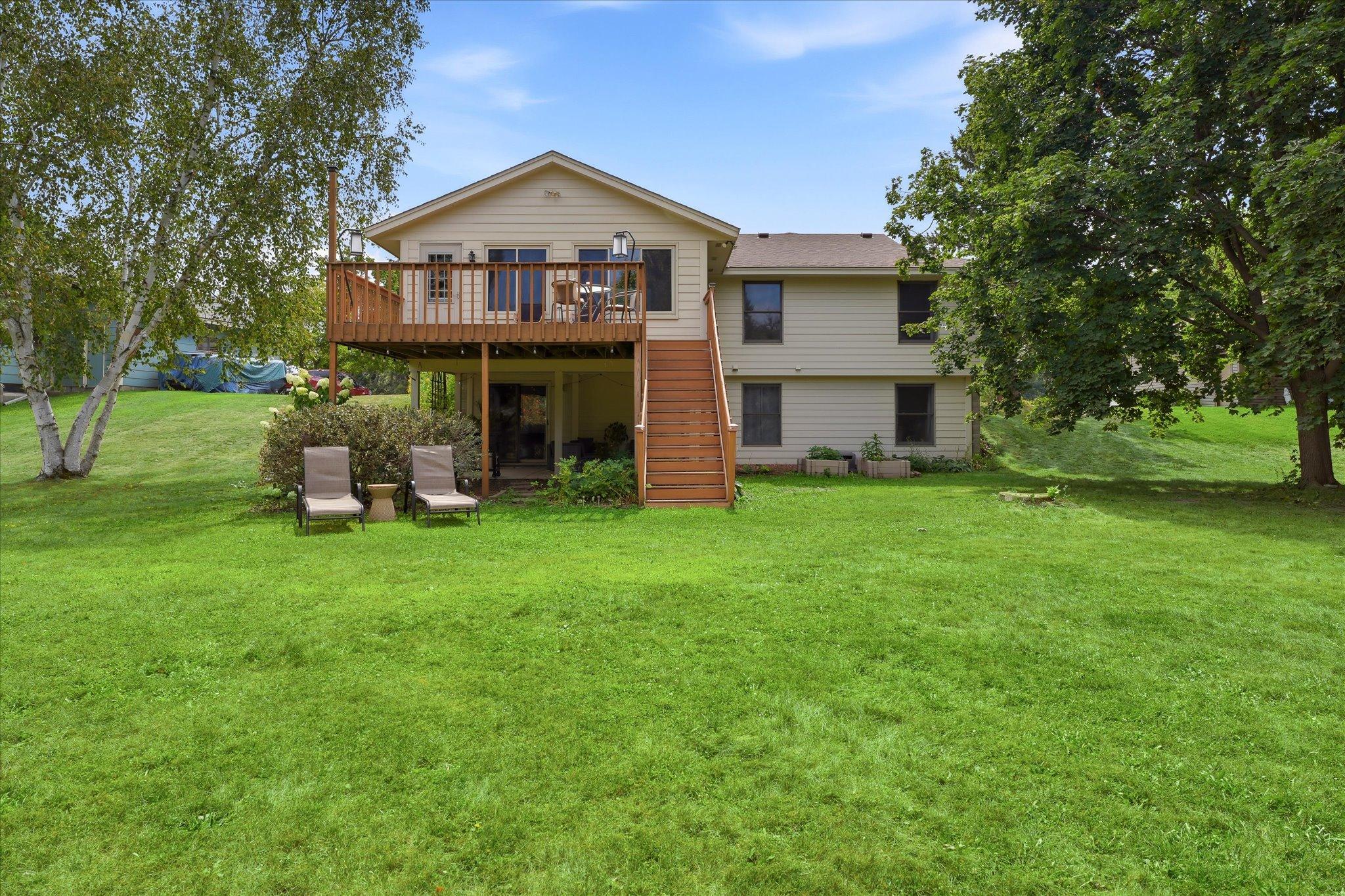 main property photo 25