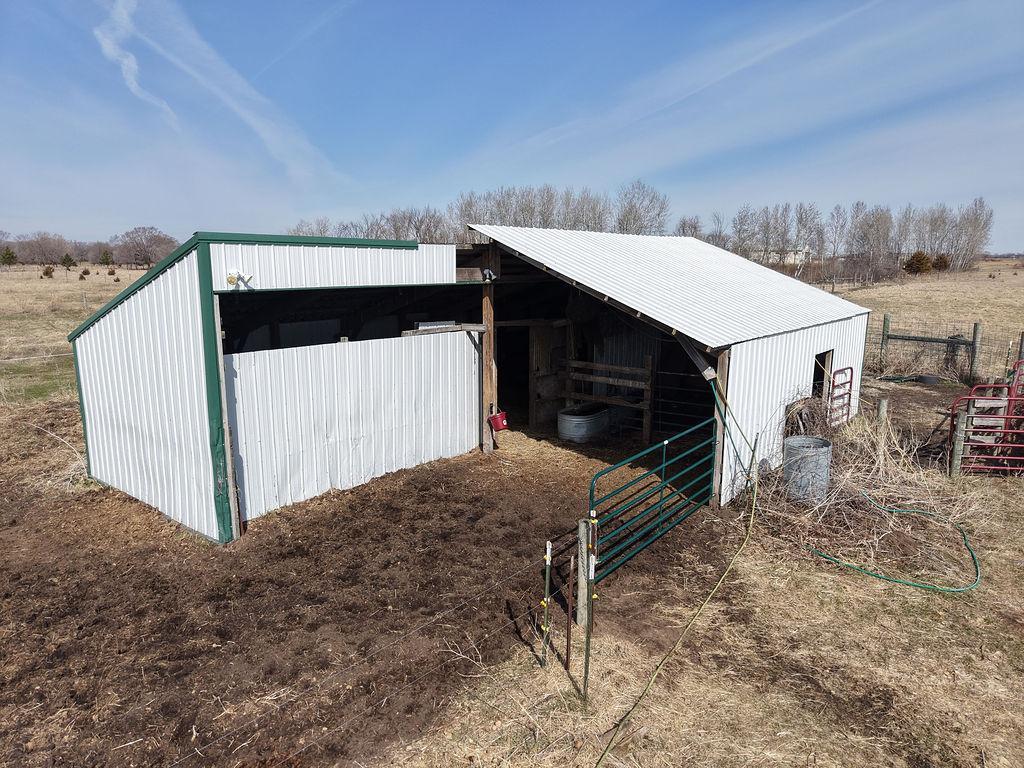 main property photo 27