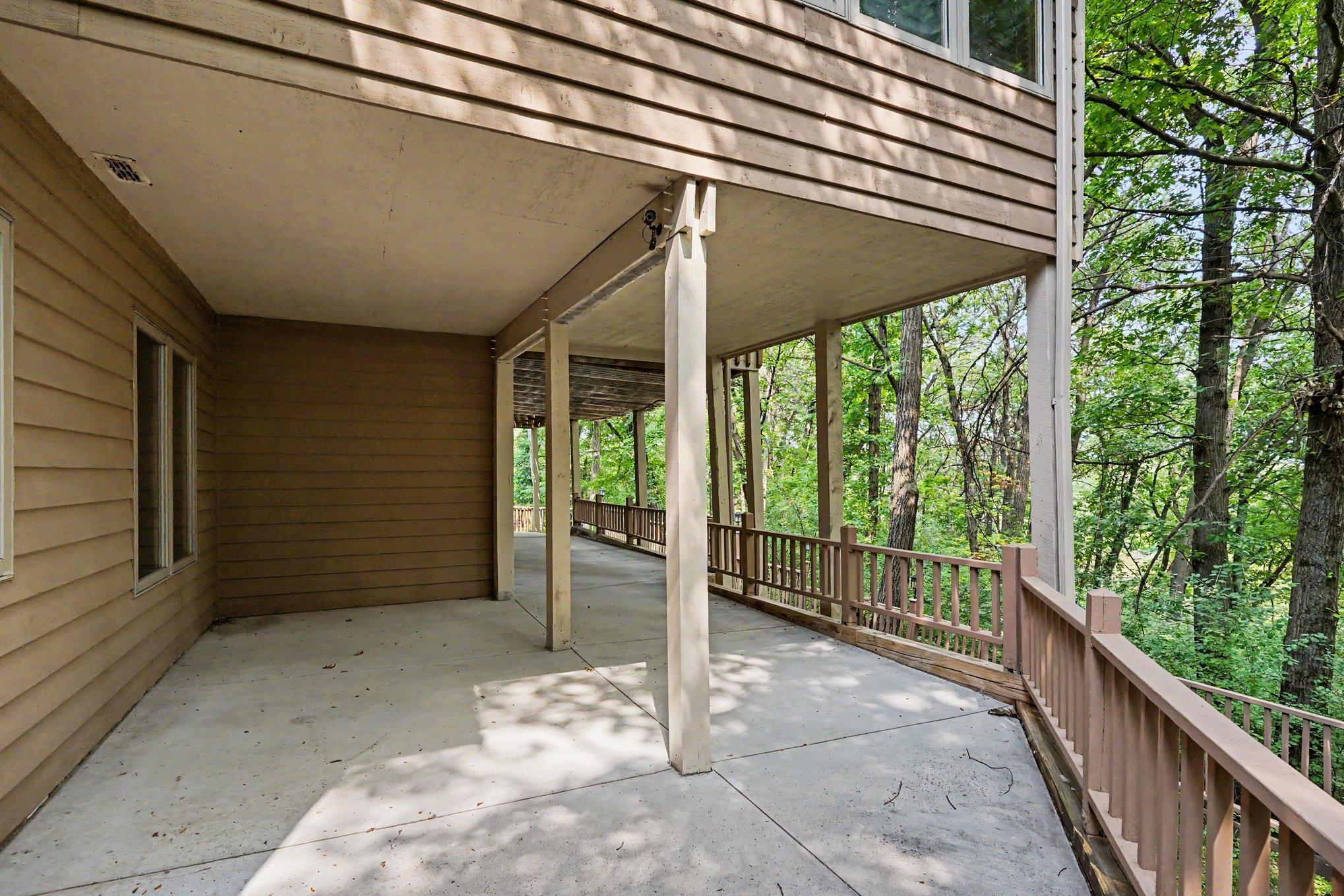 main property photo 31
