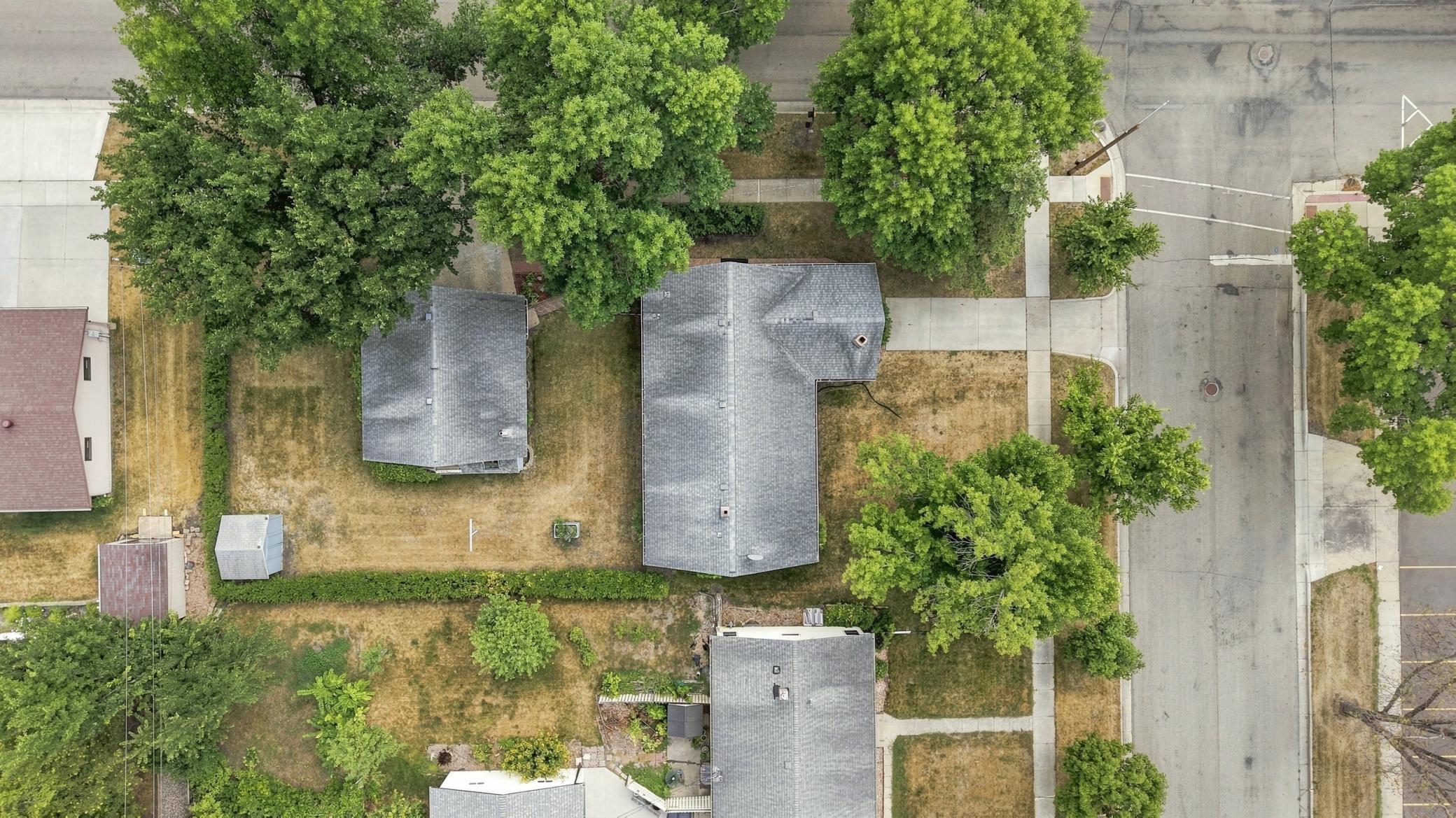 main property photo 39