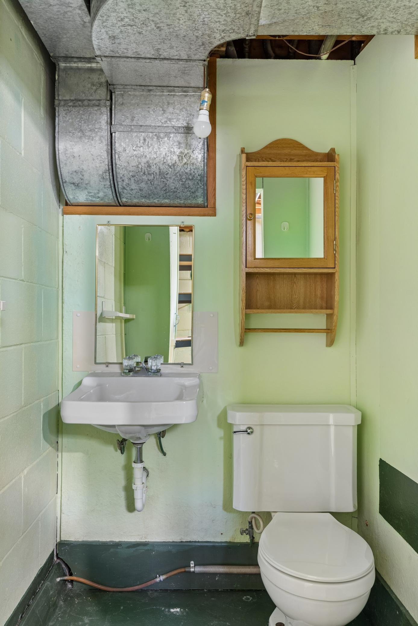 main property photo 34