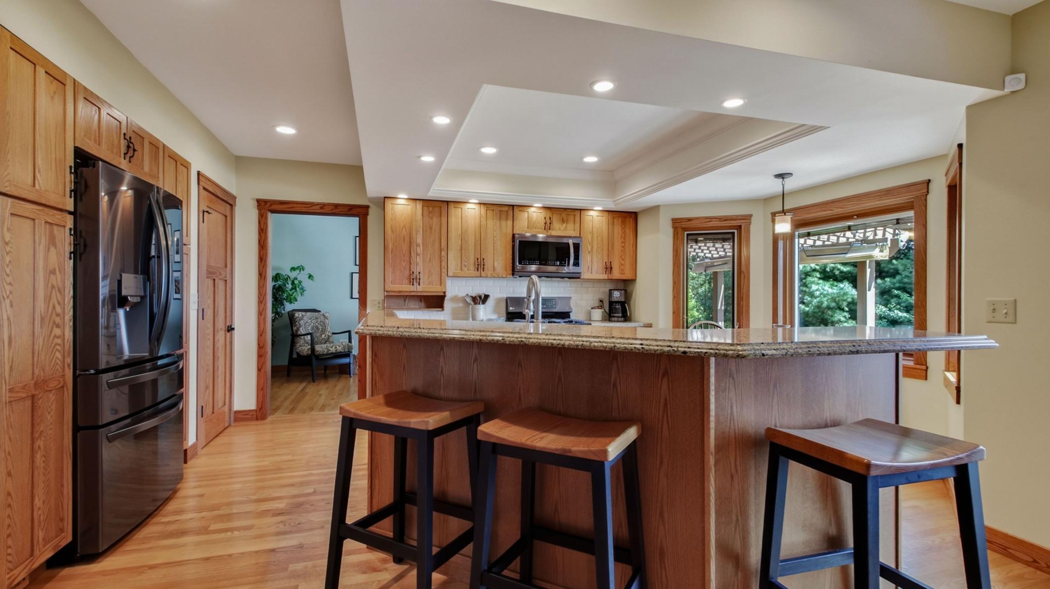 main property photo 4