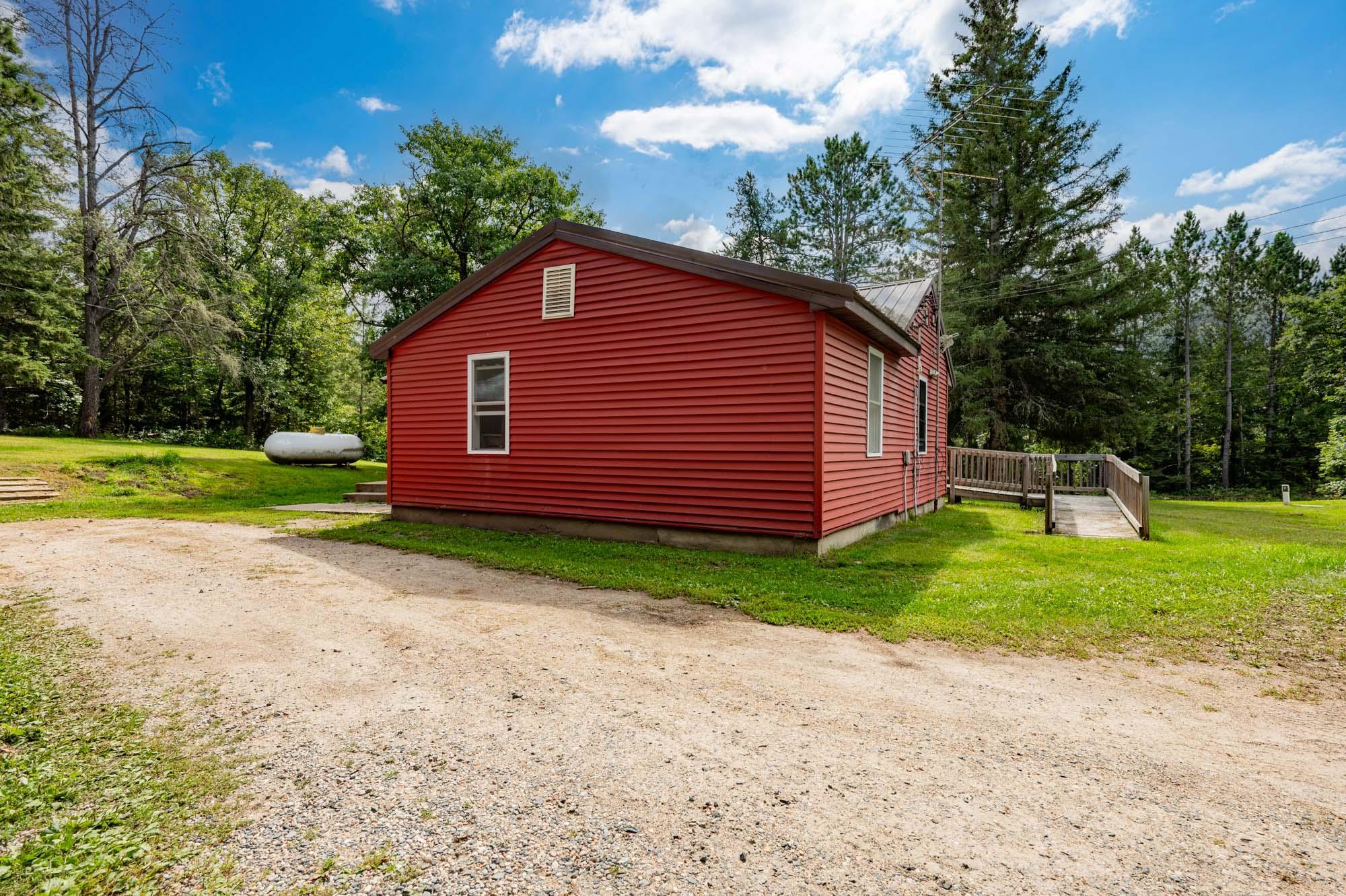 main property photo 24