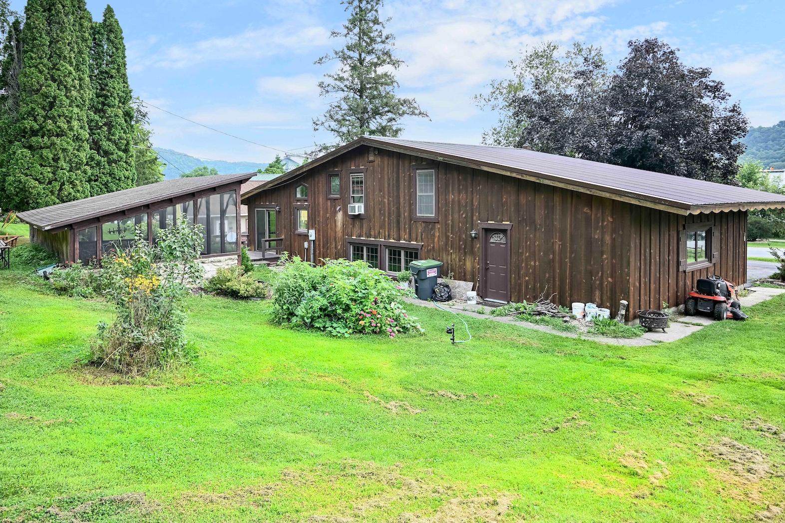 main property photo 24