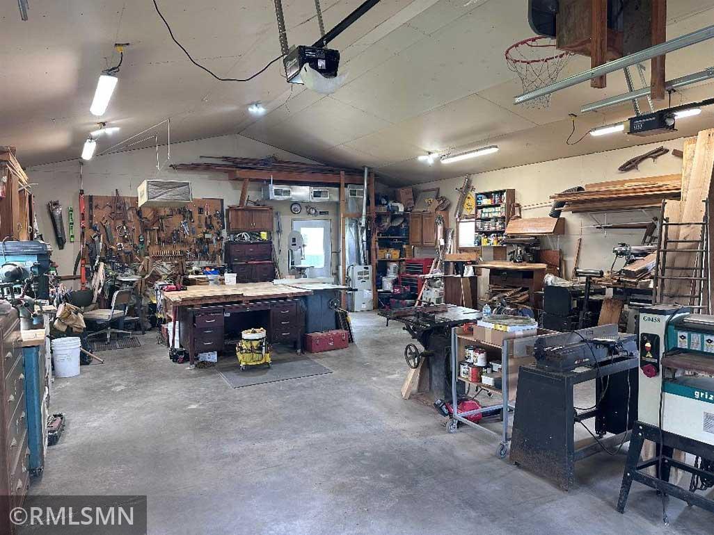 main property photo 89