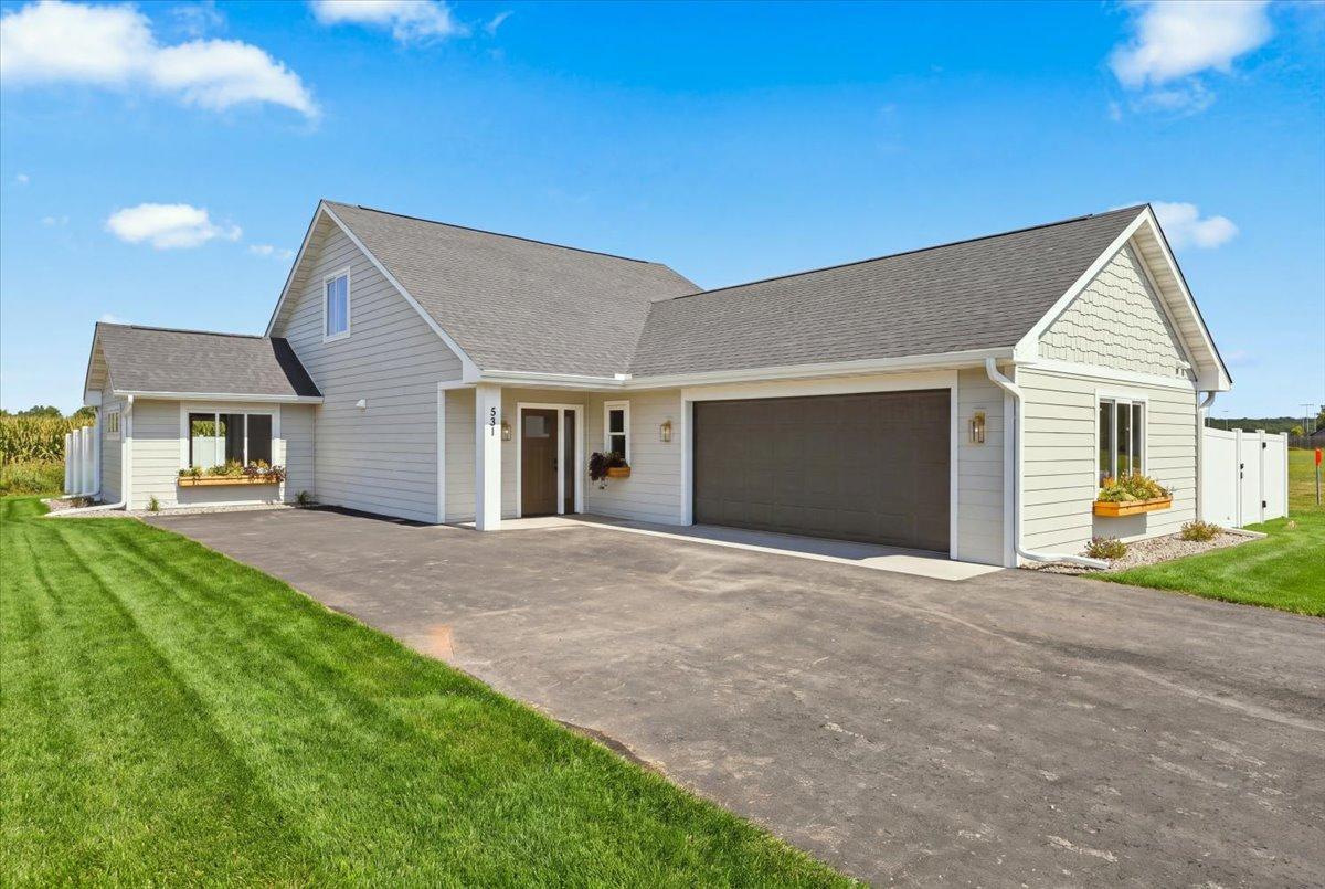 main property photo 0