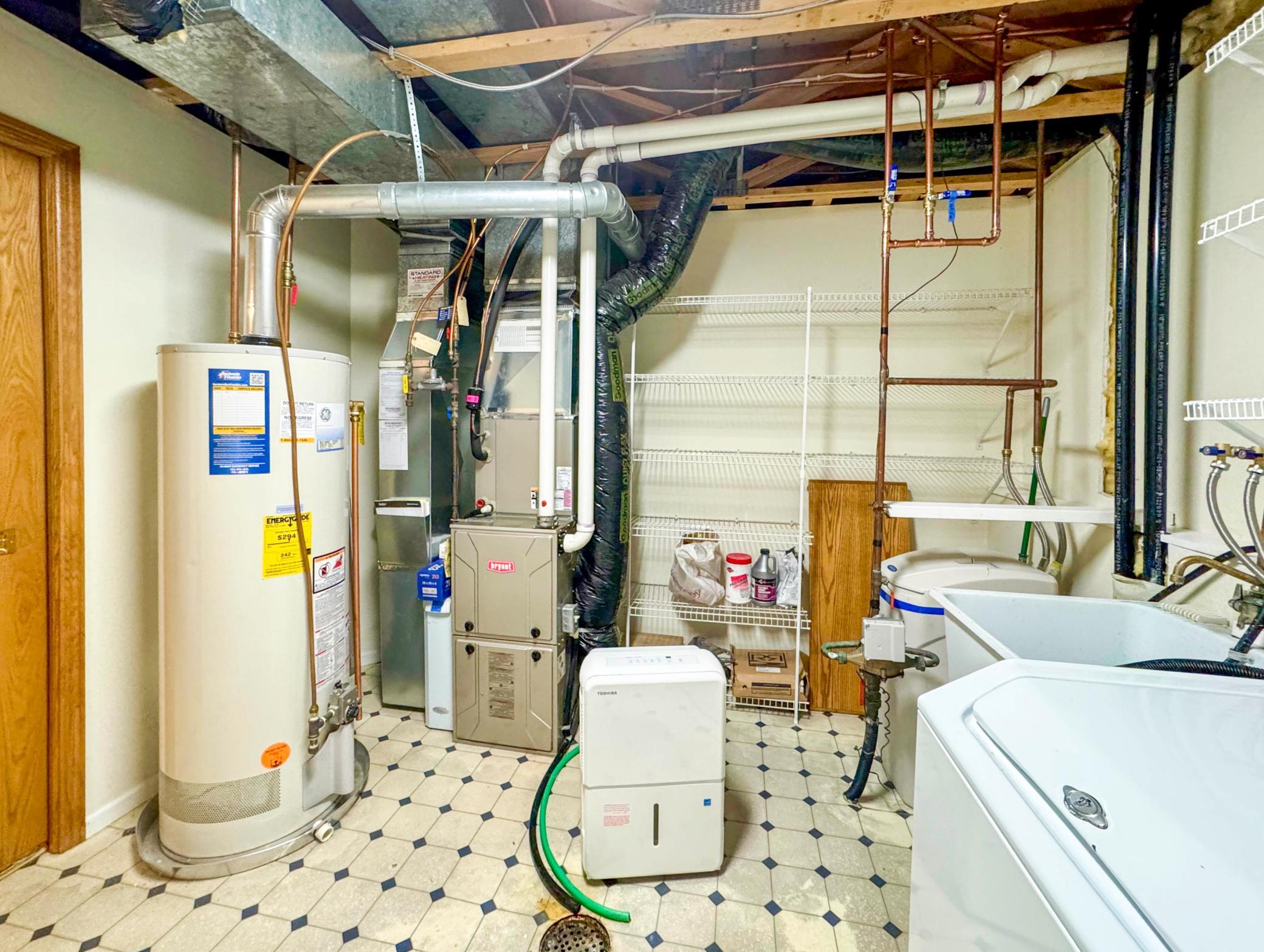 main property photo 23