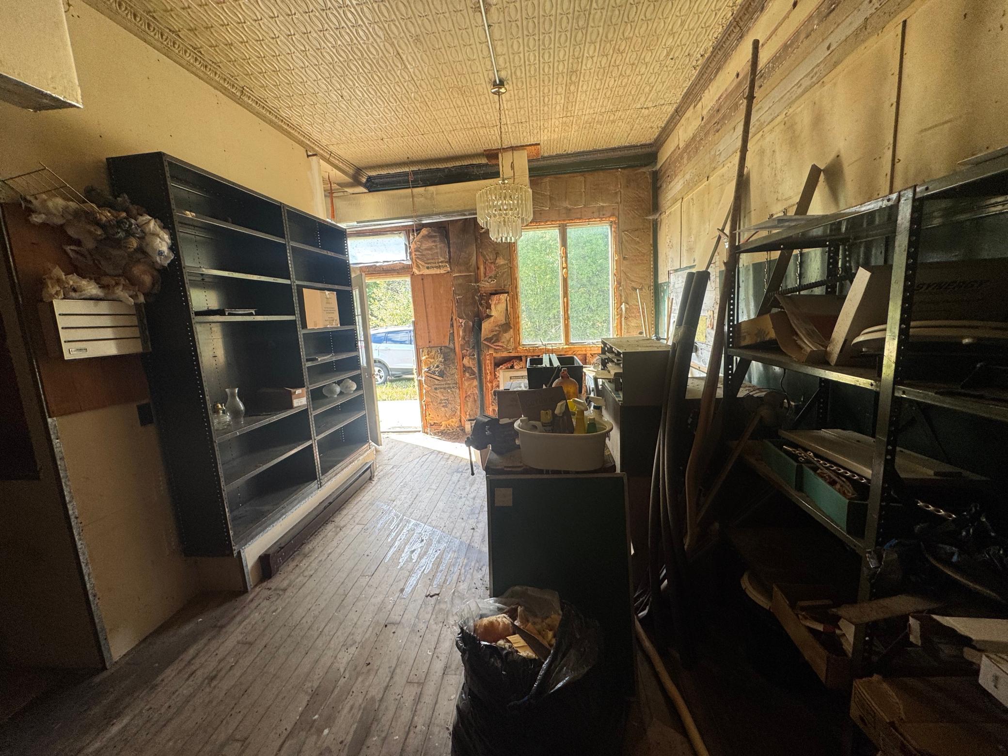 main property photo 33